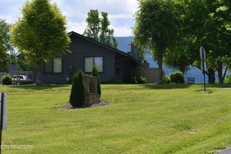 4304 Little Creek Way Cosby TN 37722