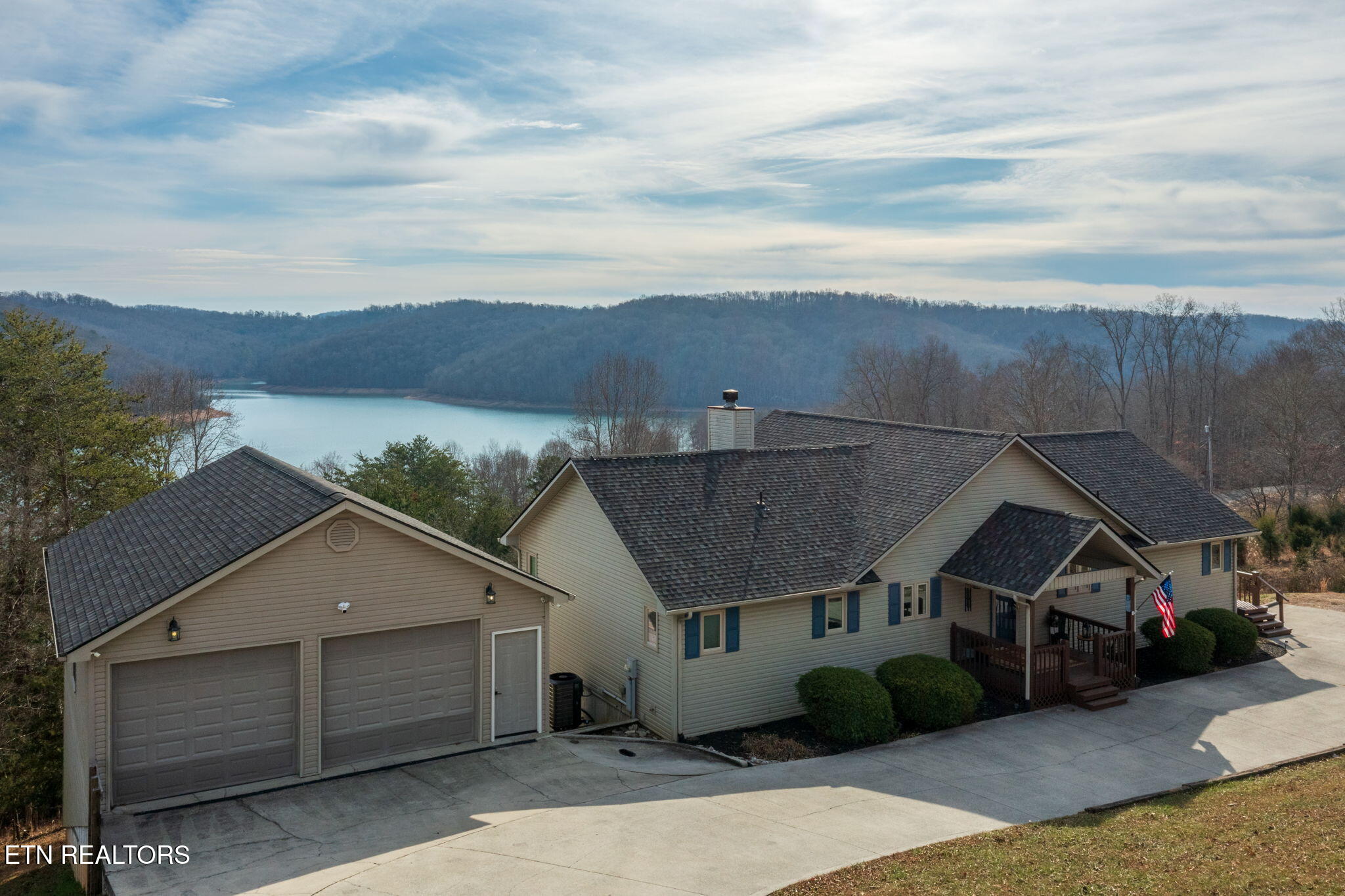110 Little Deer Path Lane Lafollette TN 37766