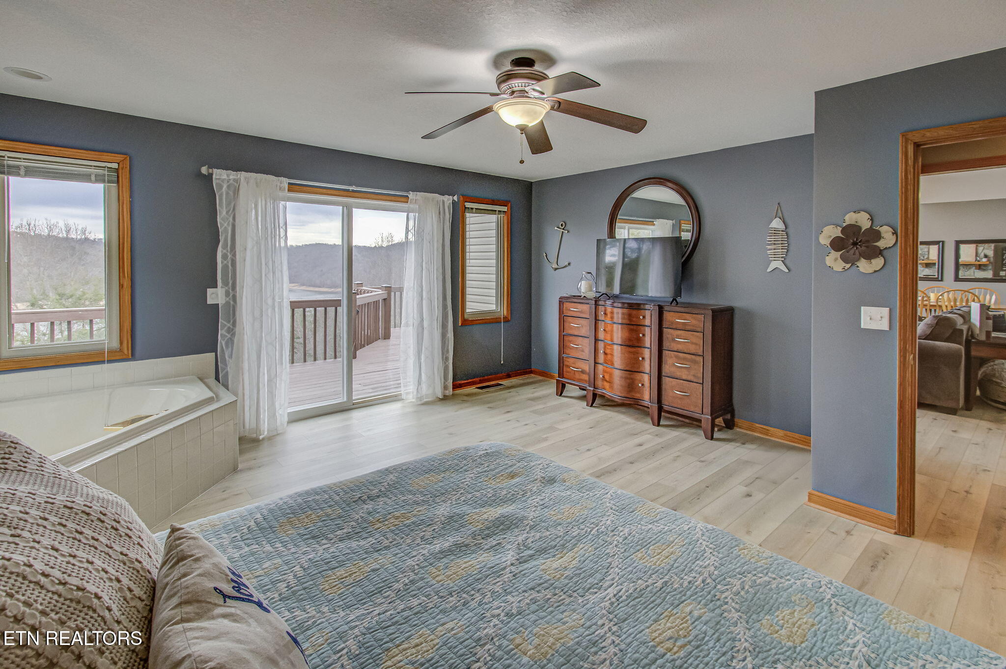 110 Little Deer Path Lane Lafollette TN 37766