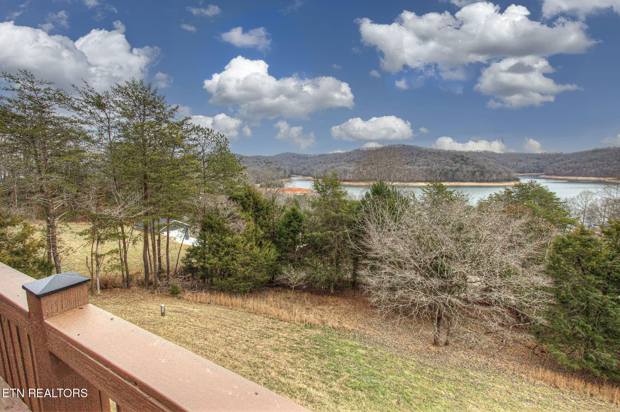 110 Little Deer Path Lane Lafollette TN 37766