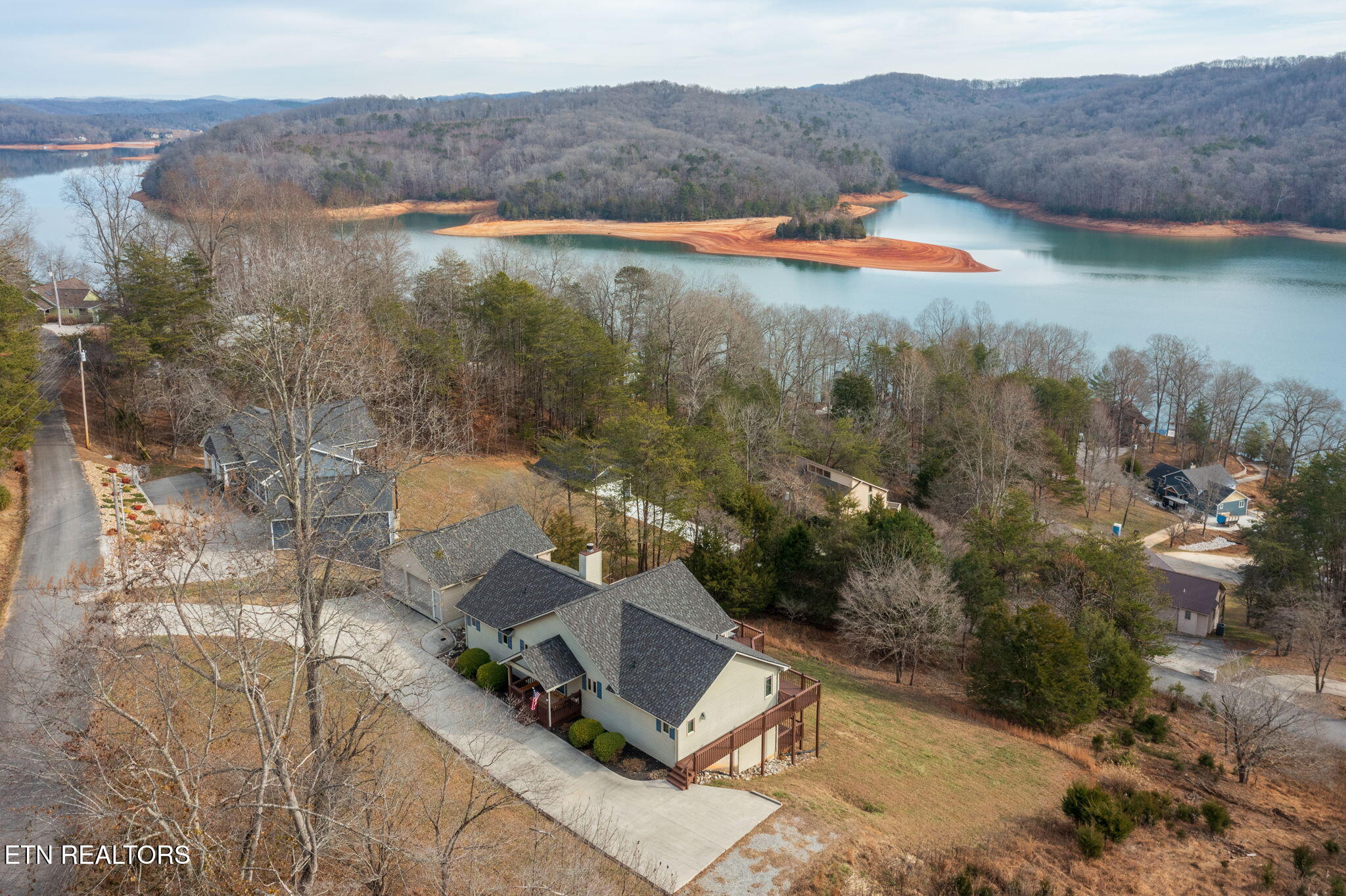 110 Little Deer Path Lane Lafollette TN 37766