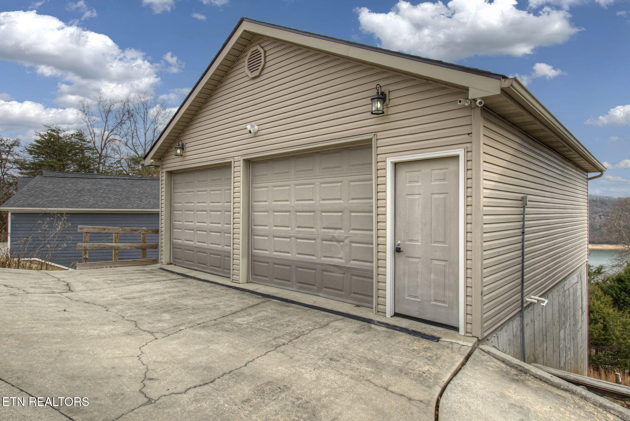 110 Little Deer Path Lane Lafollette TN 37766