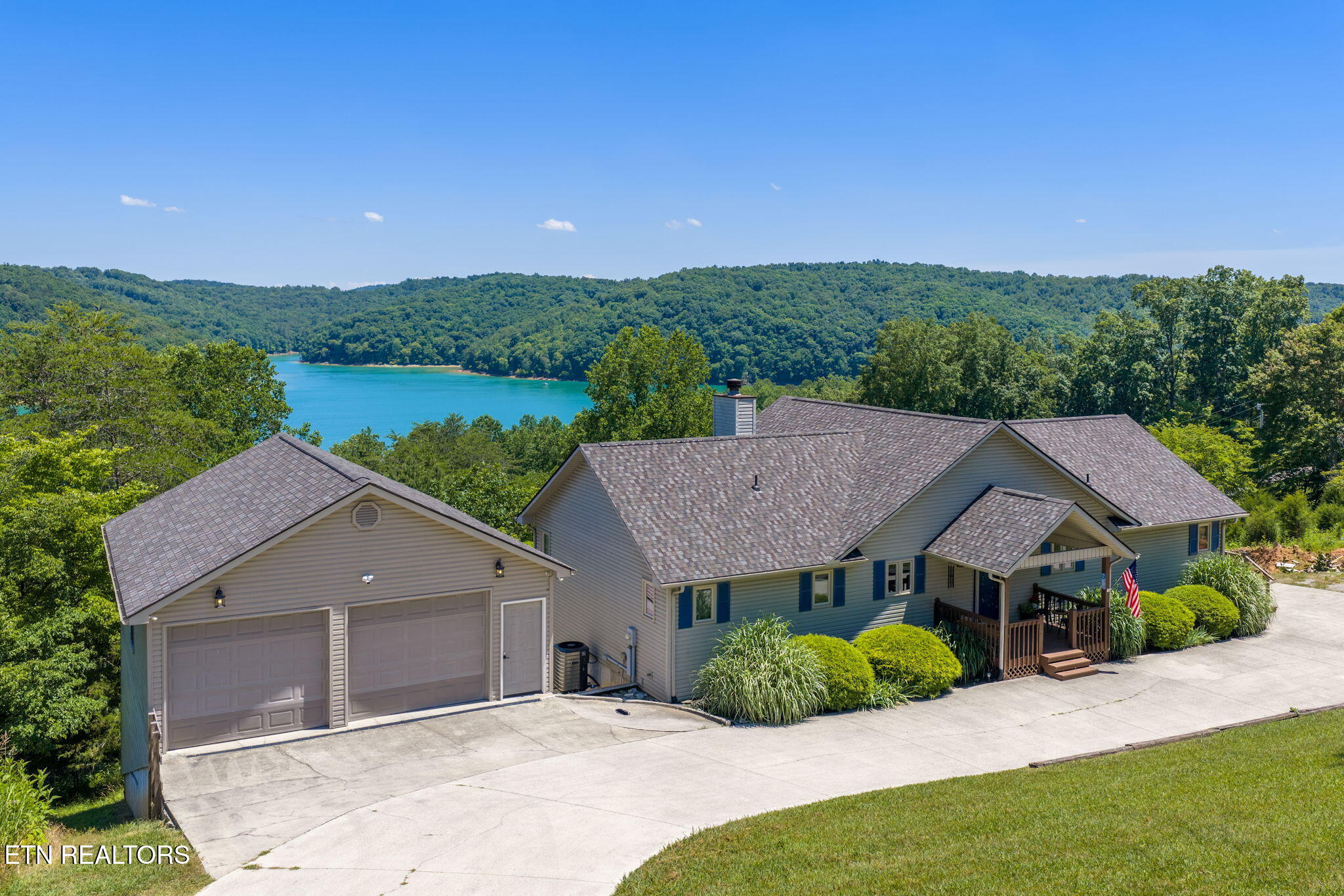 110 Little Deer Path Lane Lafollette TN 37766