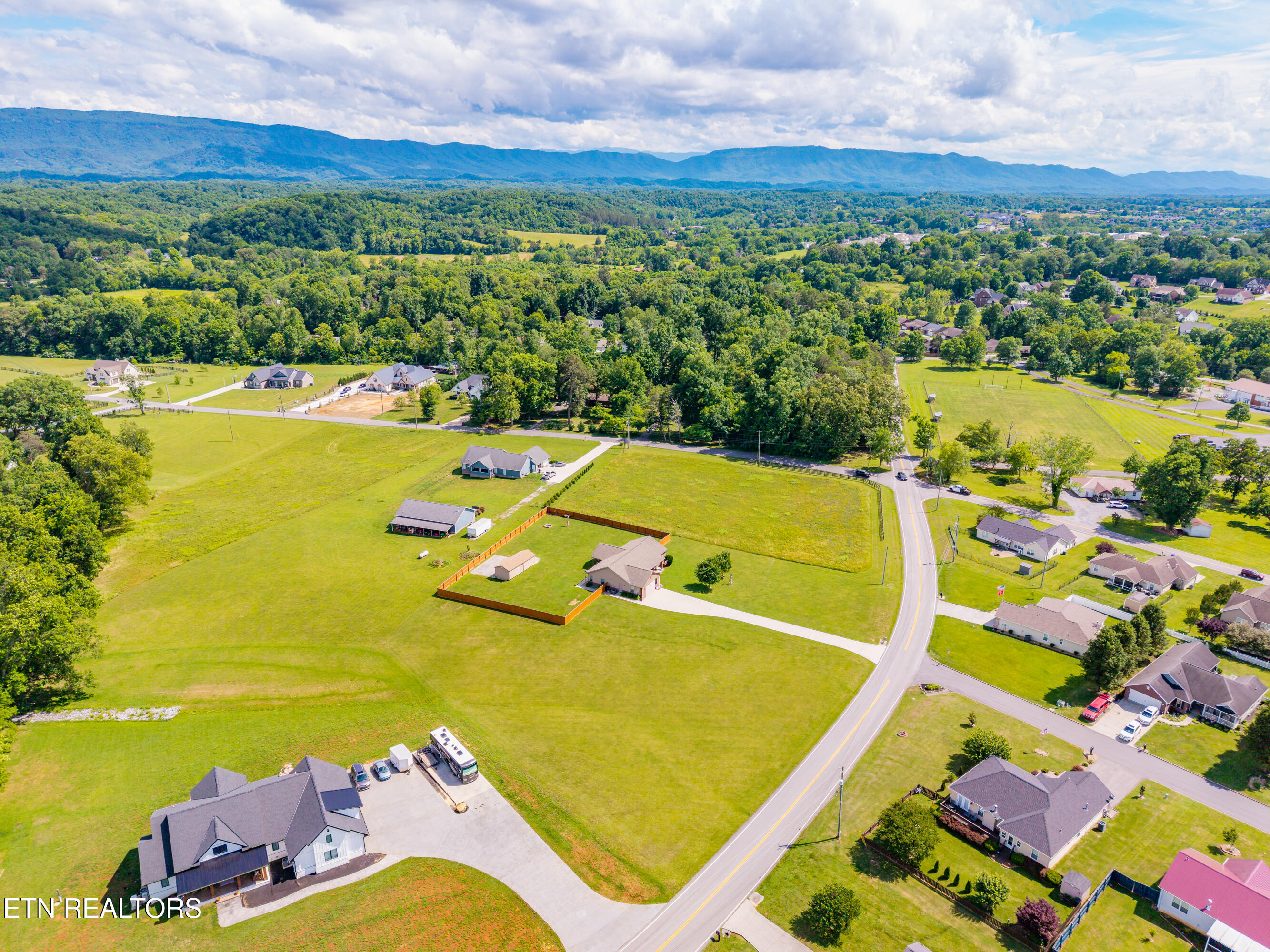 721 Wade Road Seymour TN 37865