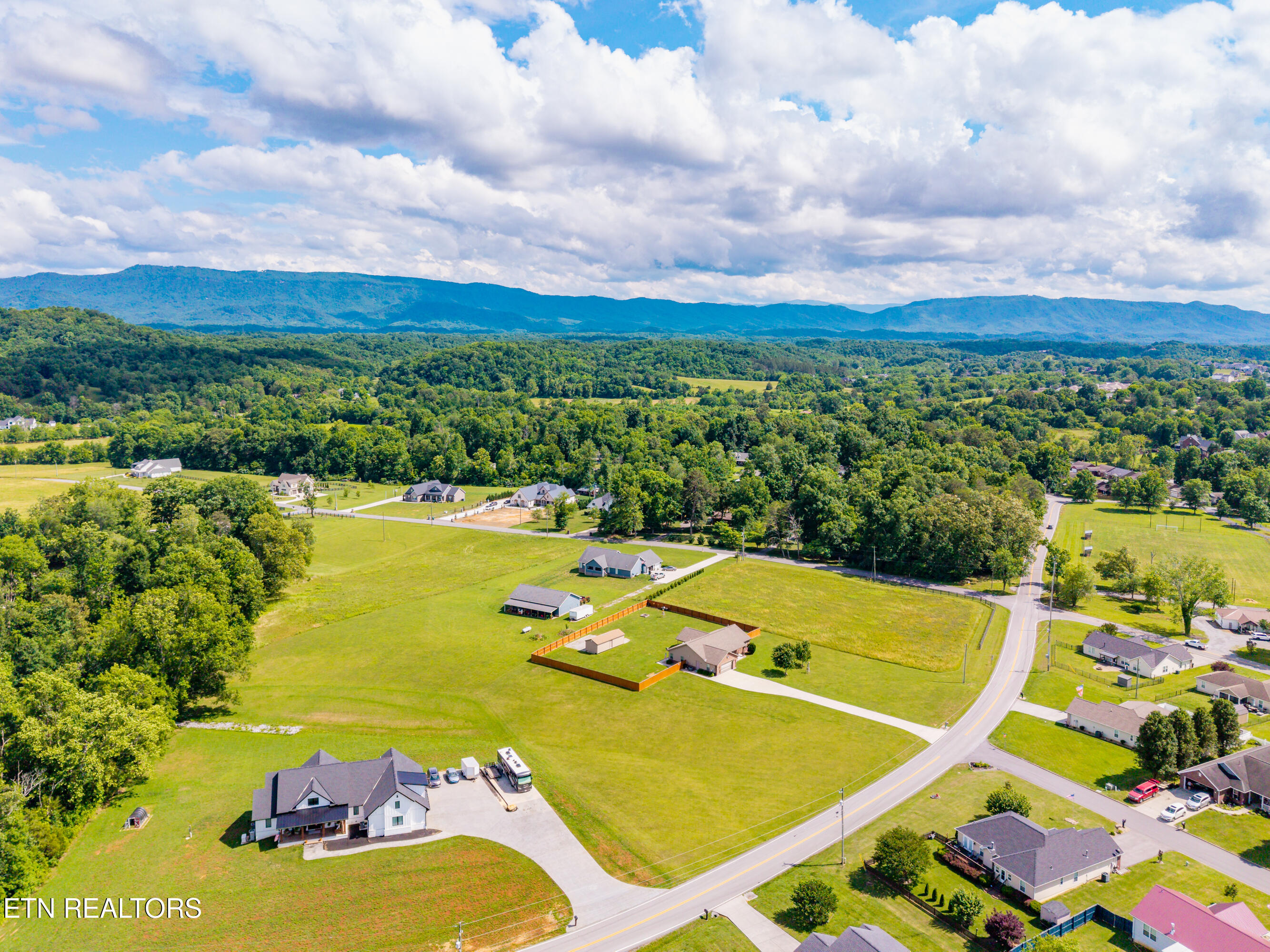 721 Wade Road Seymour TN 37865