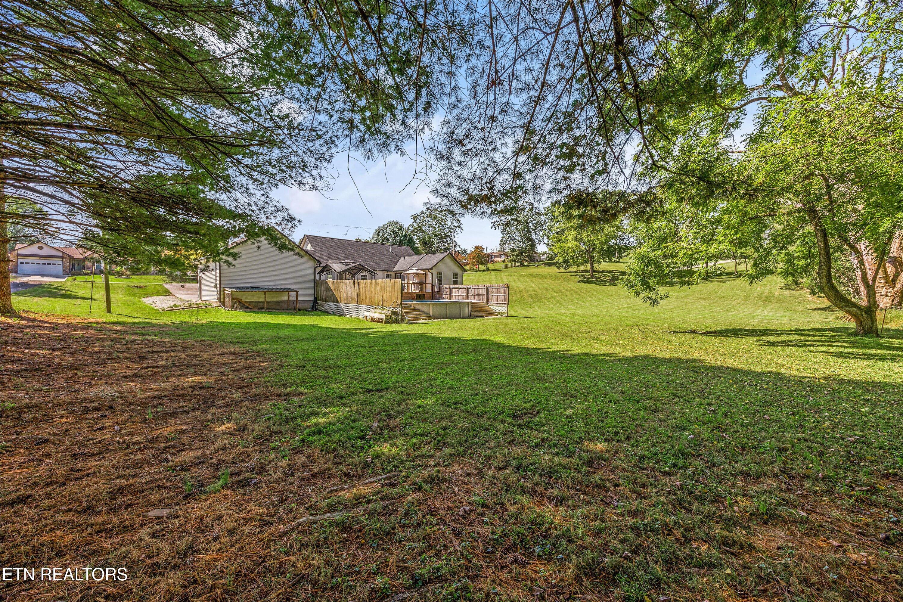 121 Stones Lane Jacksboro TN 37757