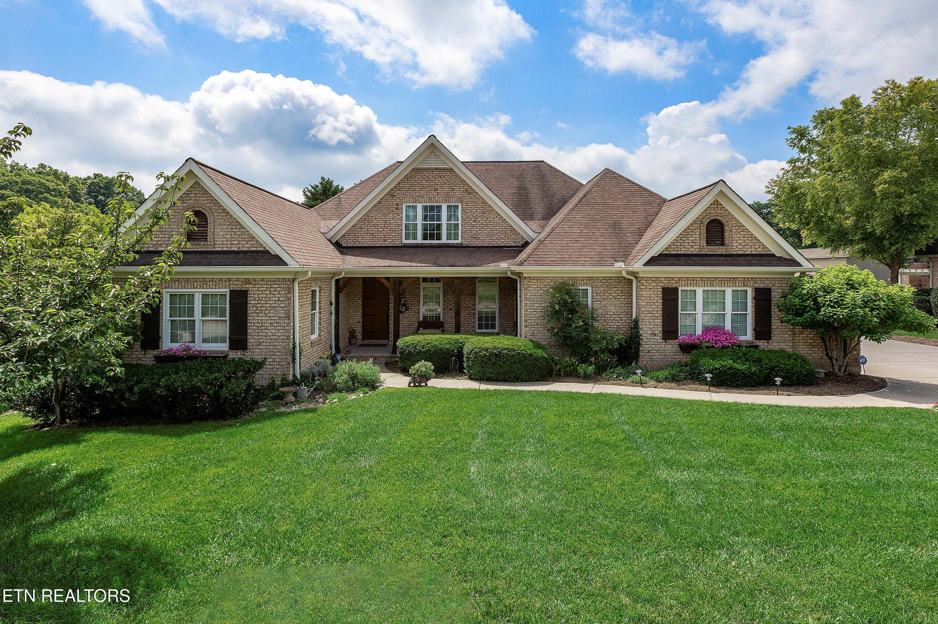 143 Amberly Court Lenoir City TN 37772