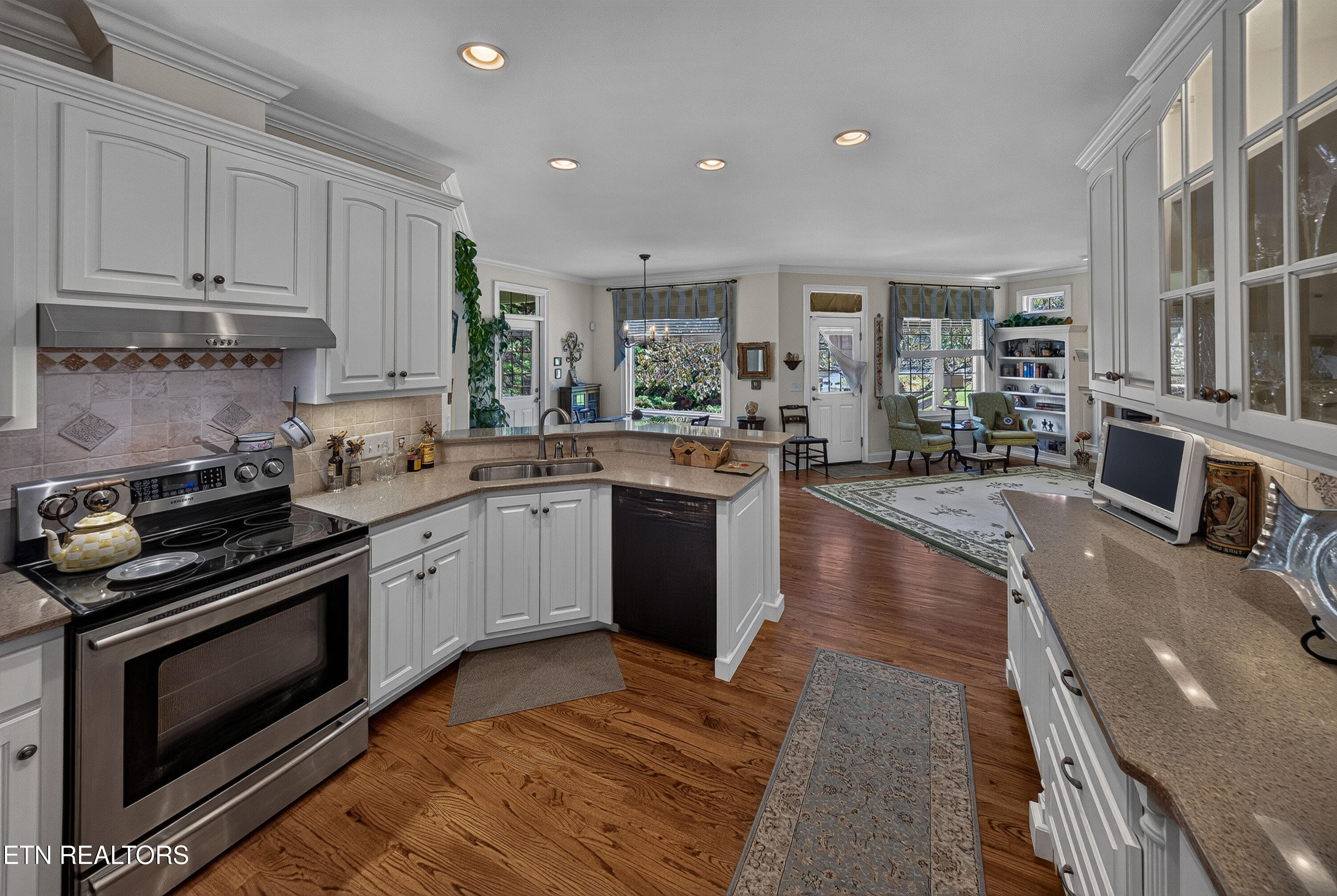 143 Amberly Court Lenoir City TN 37772