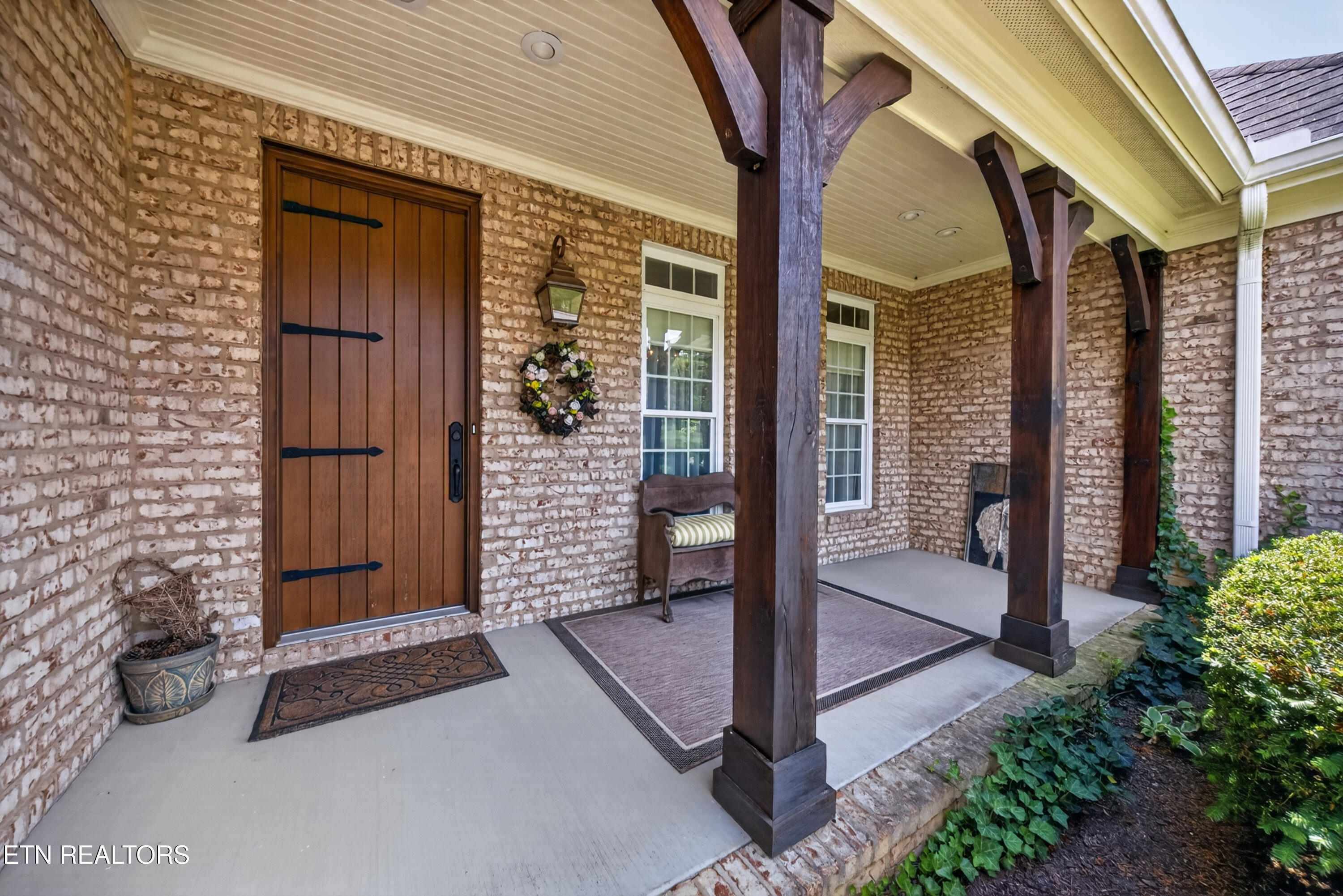 143 Amberly Court Lenoir City TN 37772