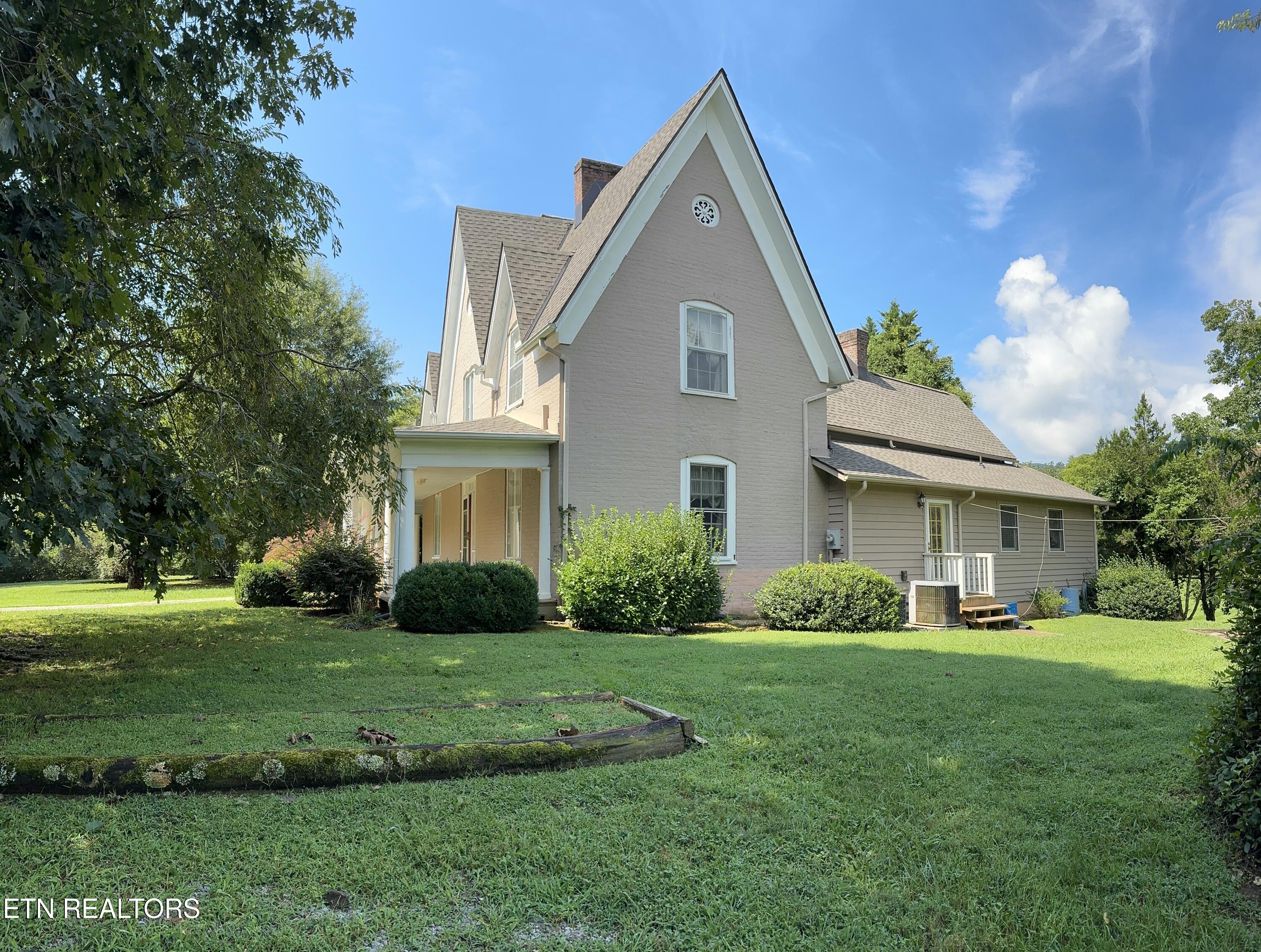 1977 Rutledge Pike Blaine TN 37709