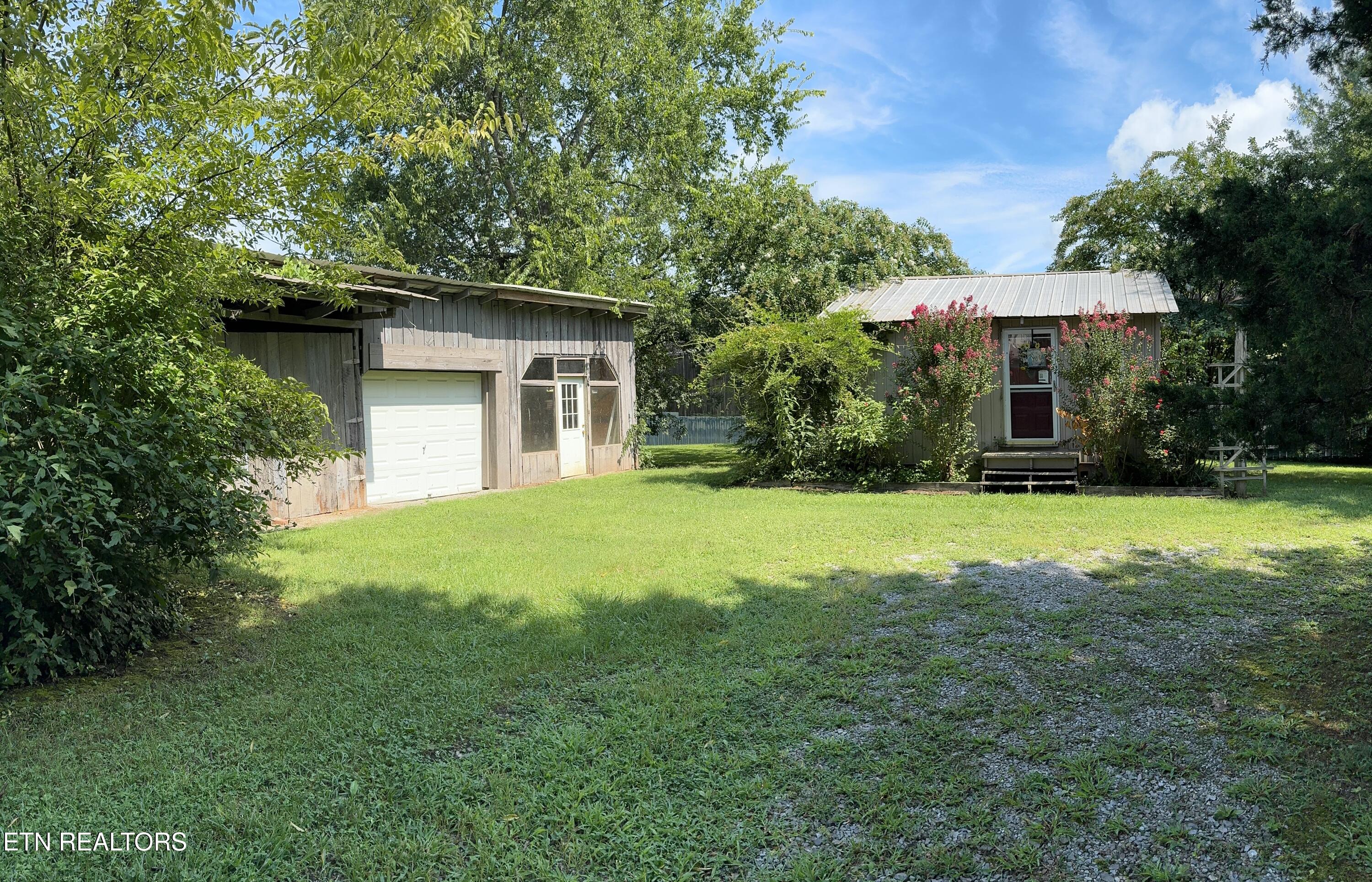 1977 Rutledge Pike Blaine TN 37709