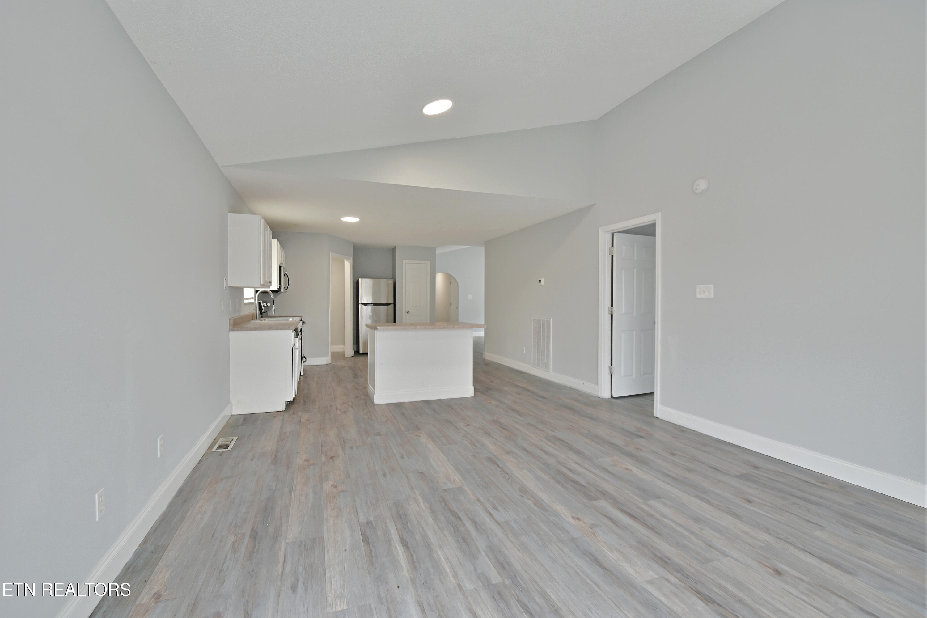 1643 Sails Way Knoxville TN 37932