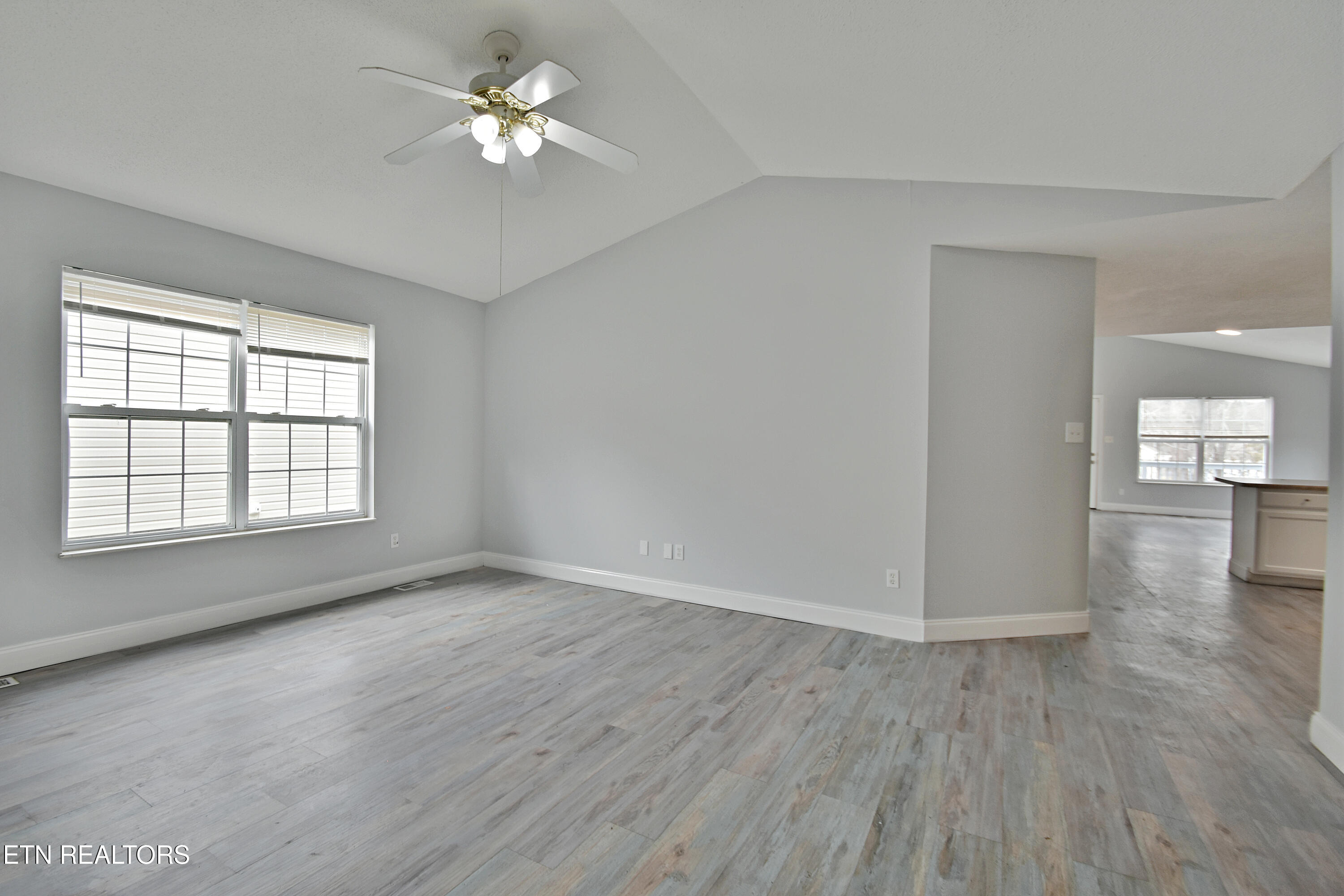 1643 Sails Way Knoxville TN 37932