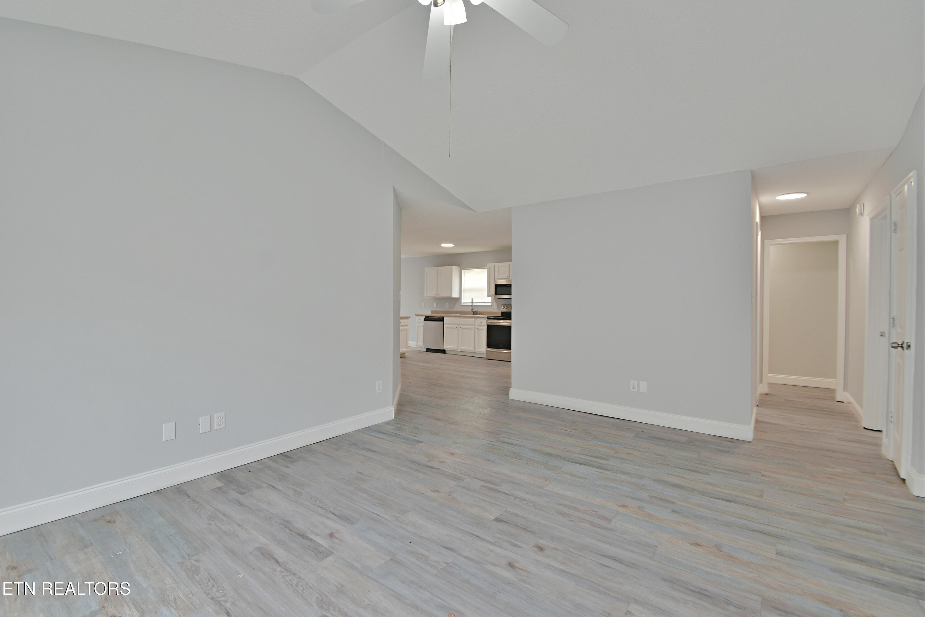 1643 Sails Way Knoxville TN 37932