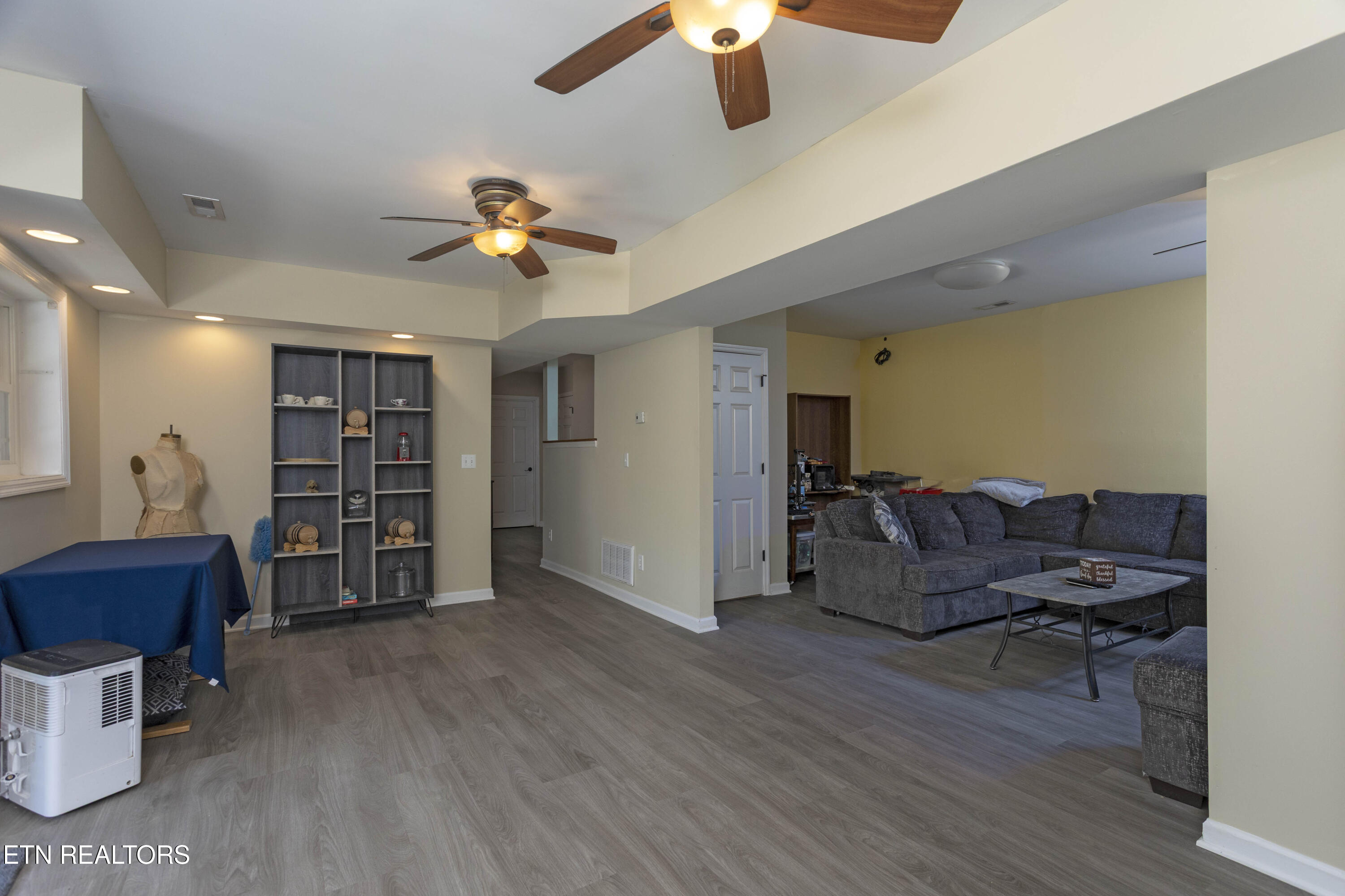 217 Roberts Road Spring City TN 37381