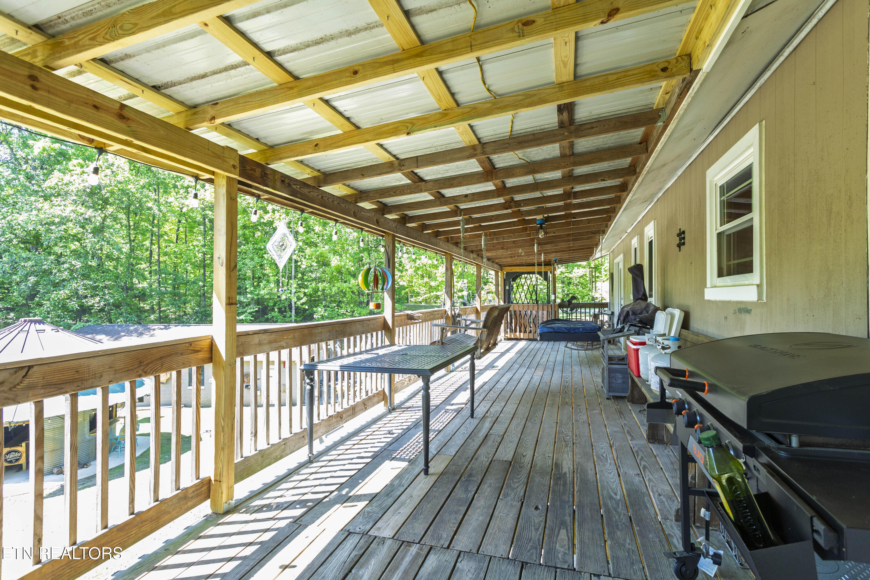 217 Roberts Road Spring City TN 37381