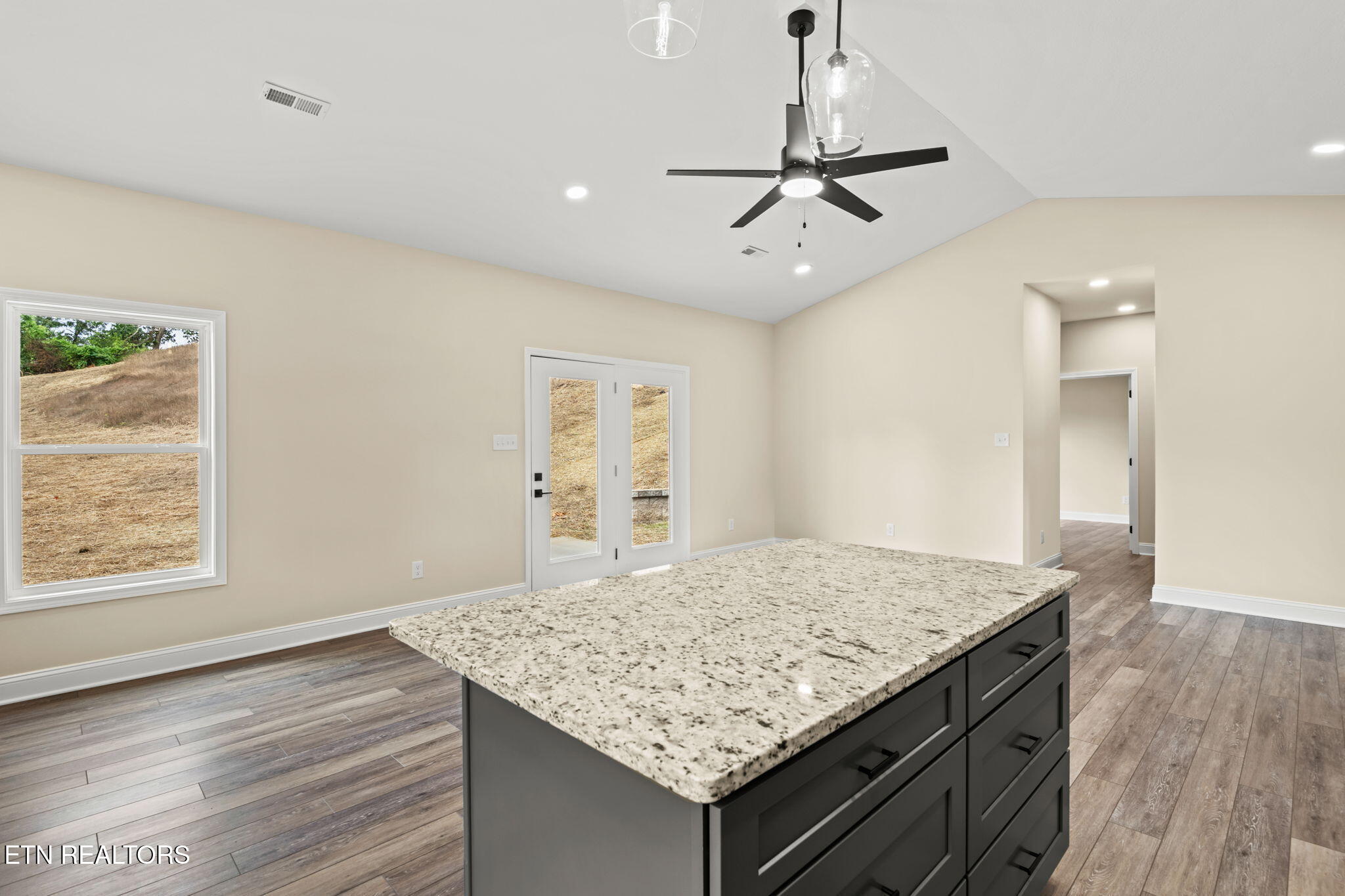 212 Westbury Drive Clinton TN 37716