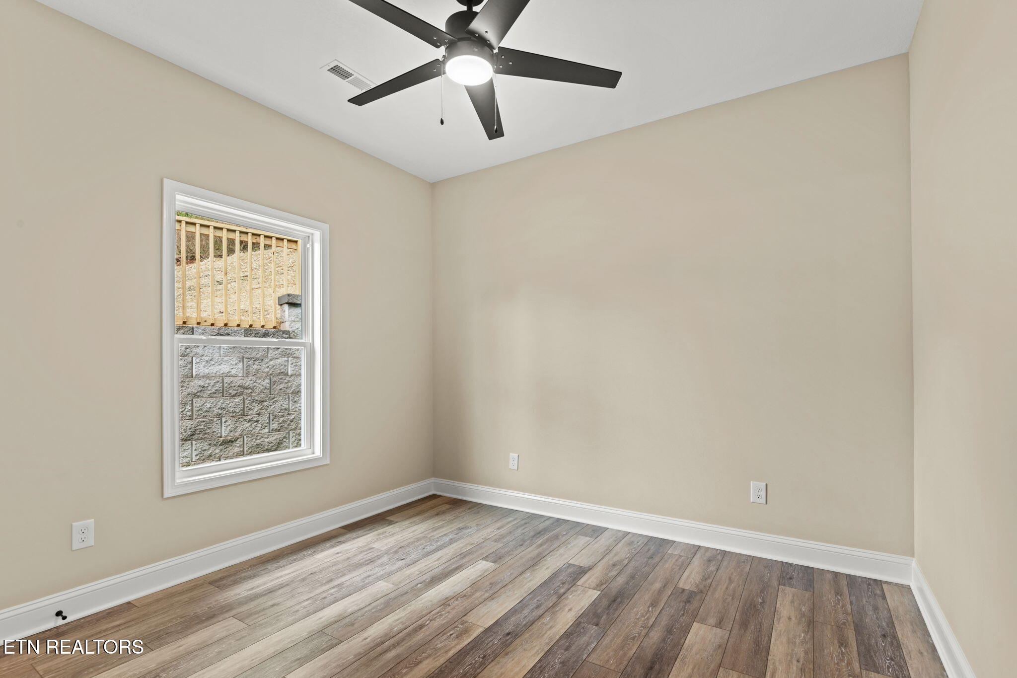 212 Westbury Drive Clinton TN 37716