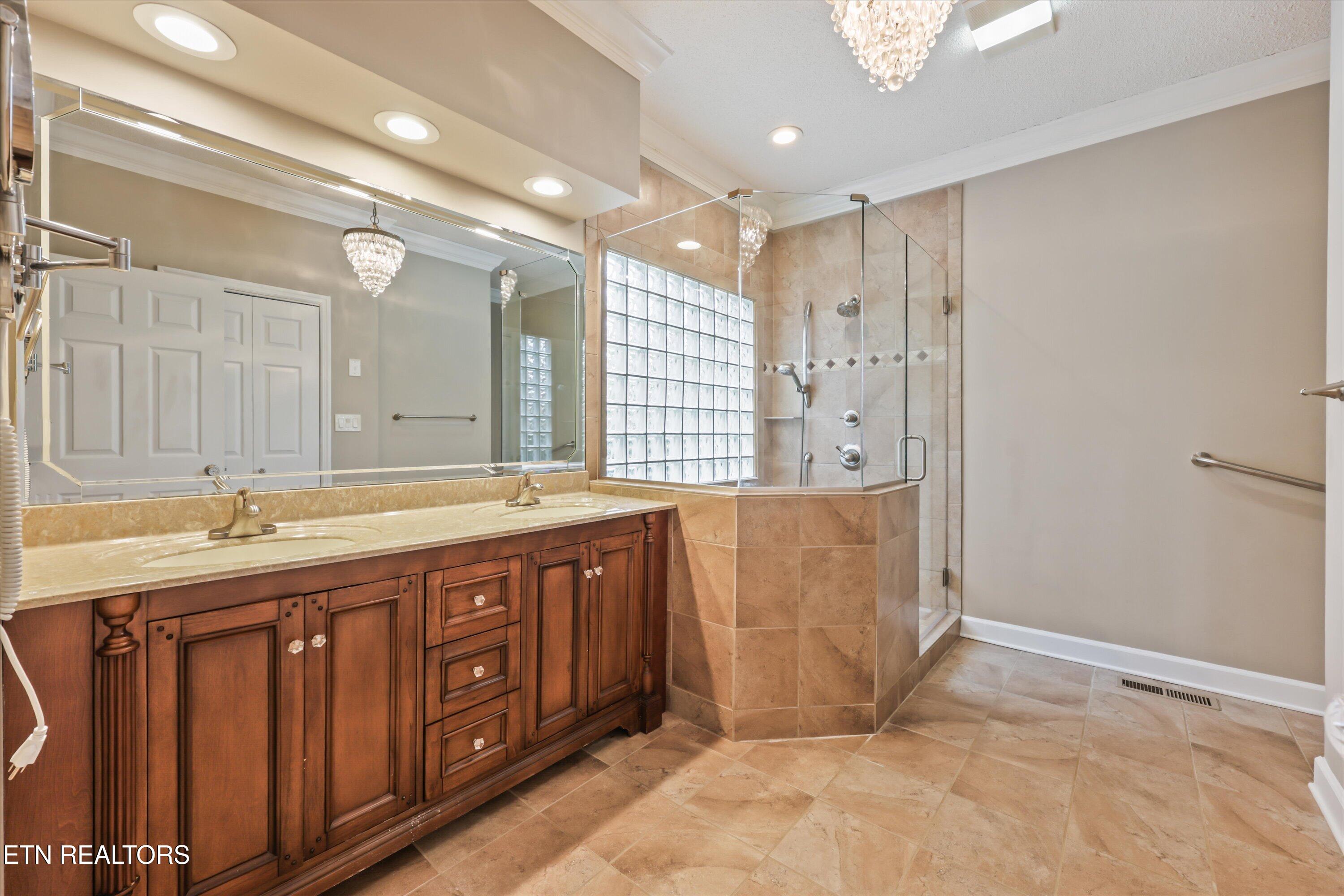 120 Emory Lane Oak Ridge TN 37830