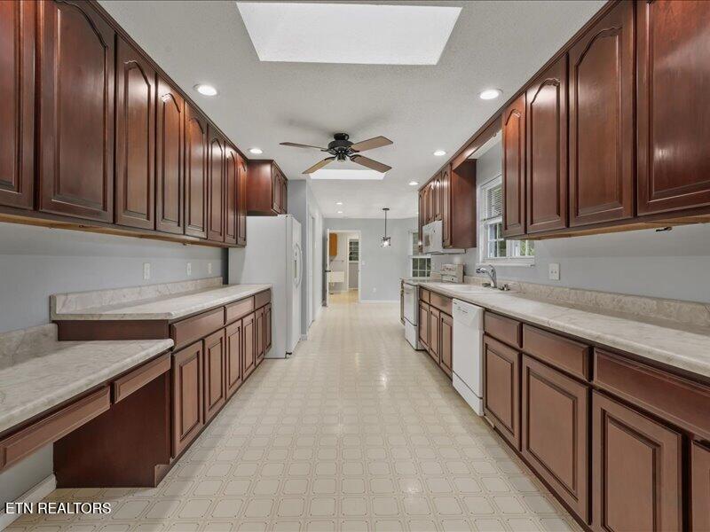 851 Rawhide Trail Lenoir City TN 37772