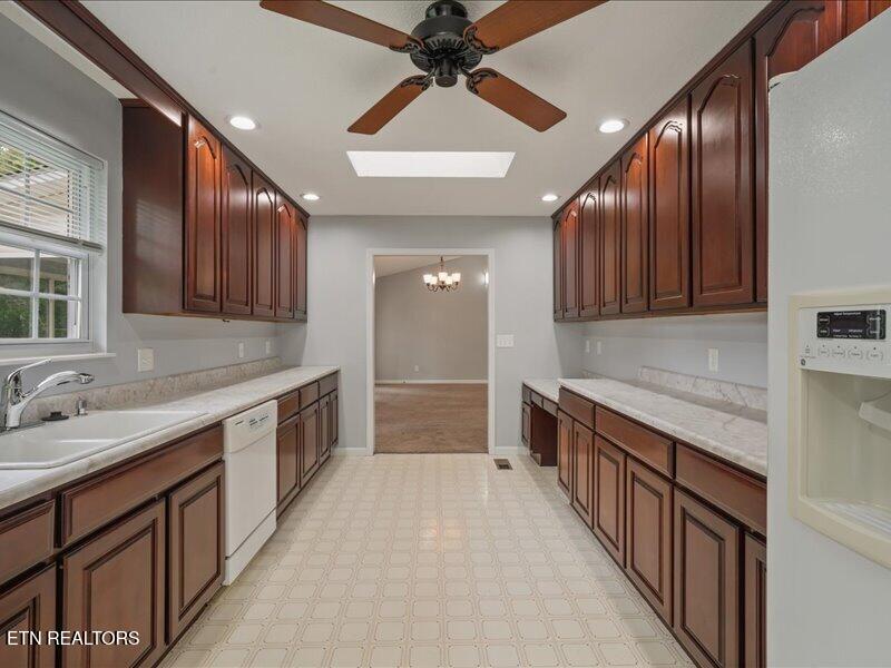 851 Rawhide Trail Lenoir City TN 37772
