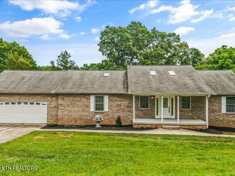851 Rawhide Trail Lenoir City TN 37772