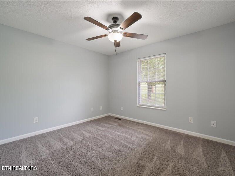 851 Rawhide Trail Lenoir City TN 37772