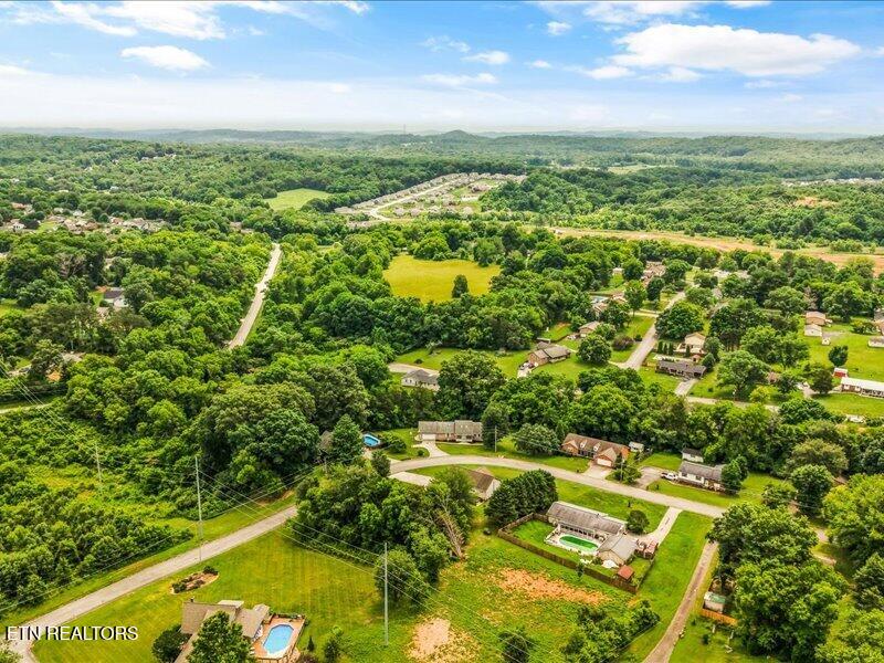 851 Rawhide Trail Lenoir City TN 37772