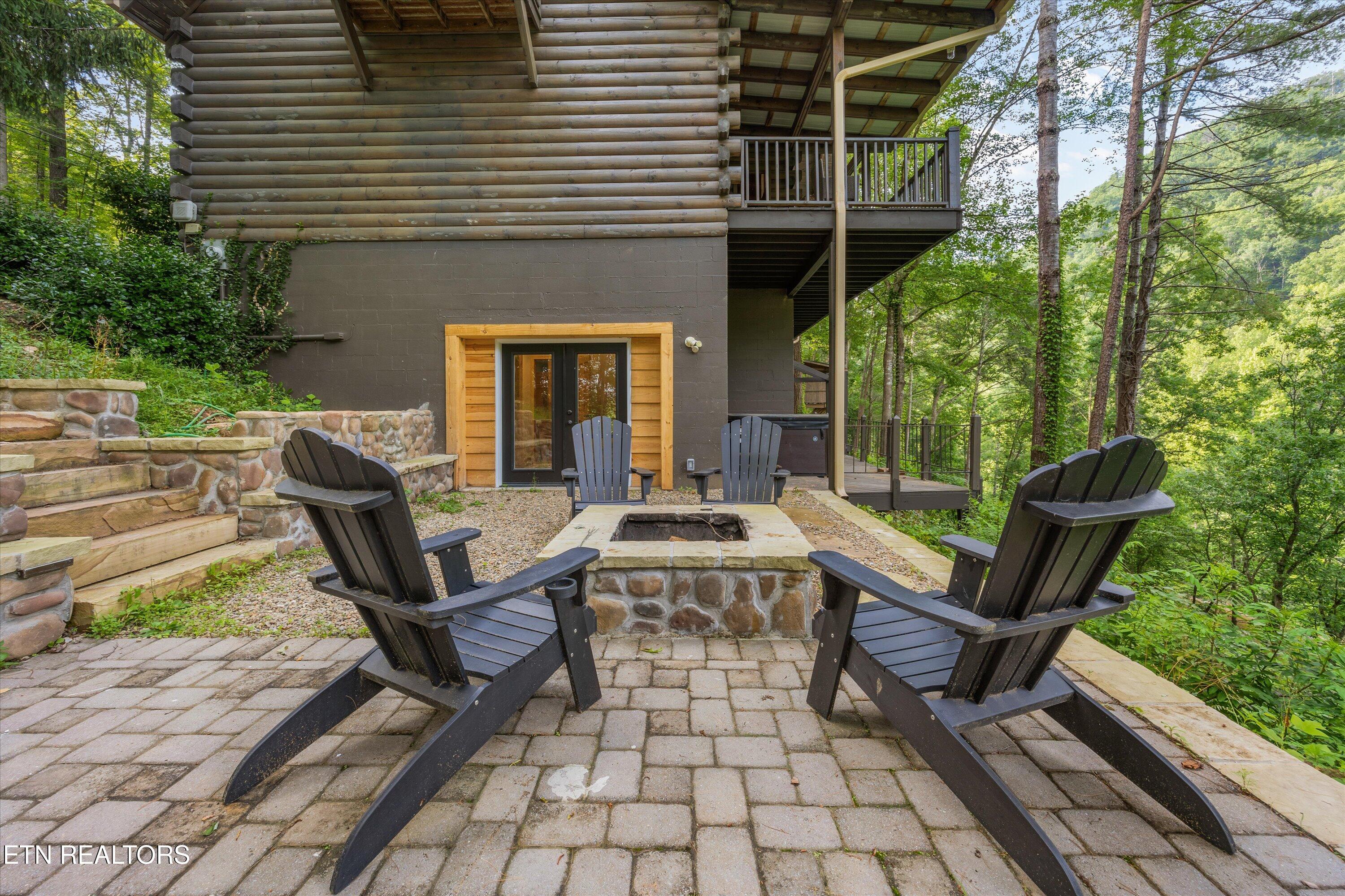 212 & 216 Parkline Way Townsend TN 37882