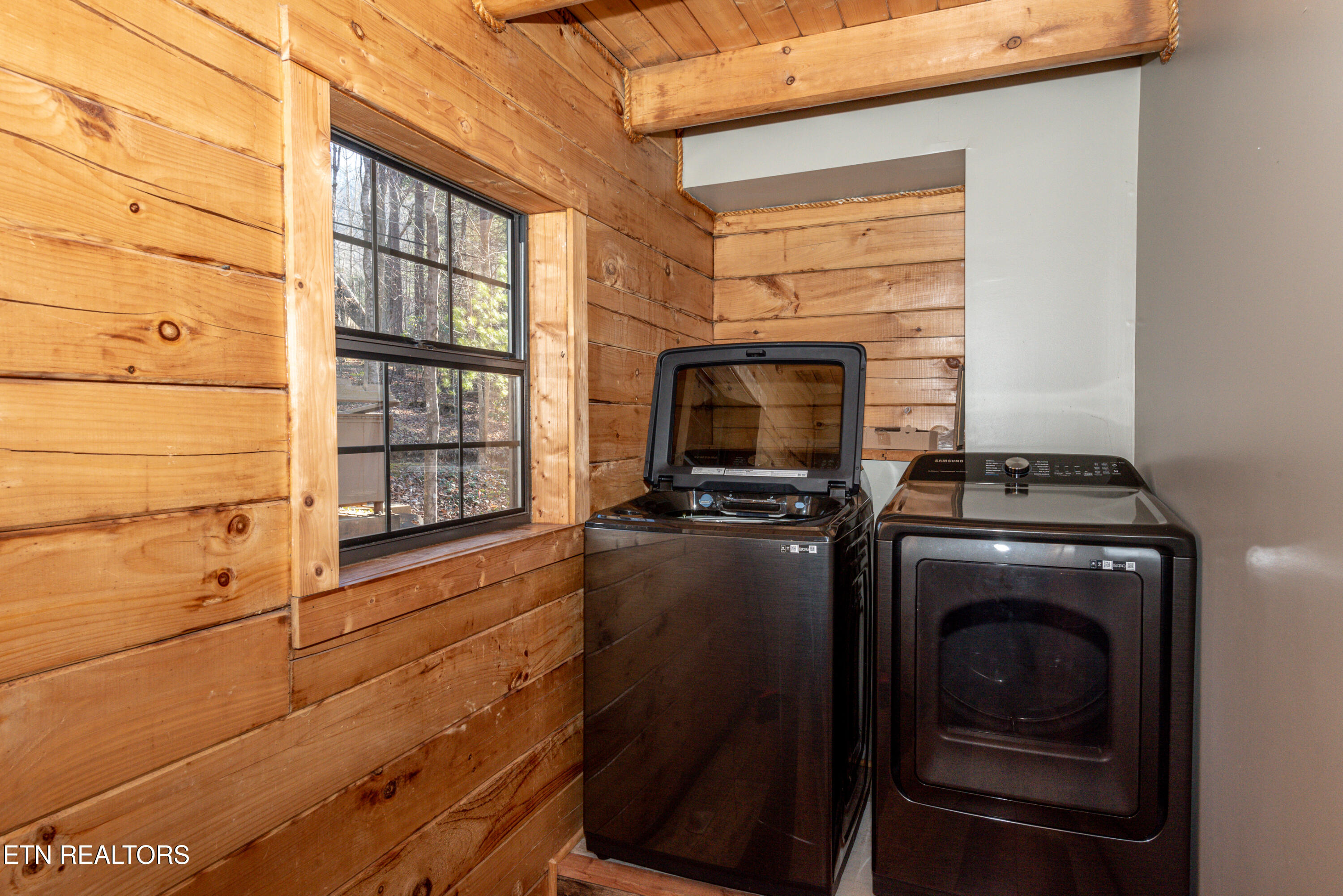 212 & 216 Parkline Way Townsend TN 37882