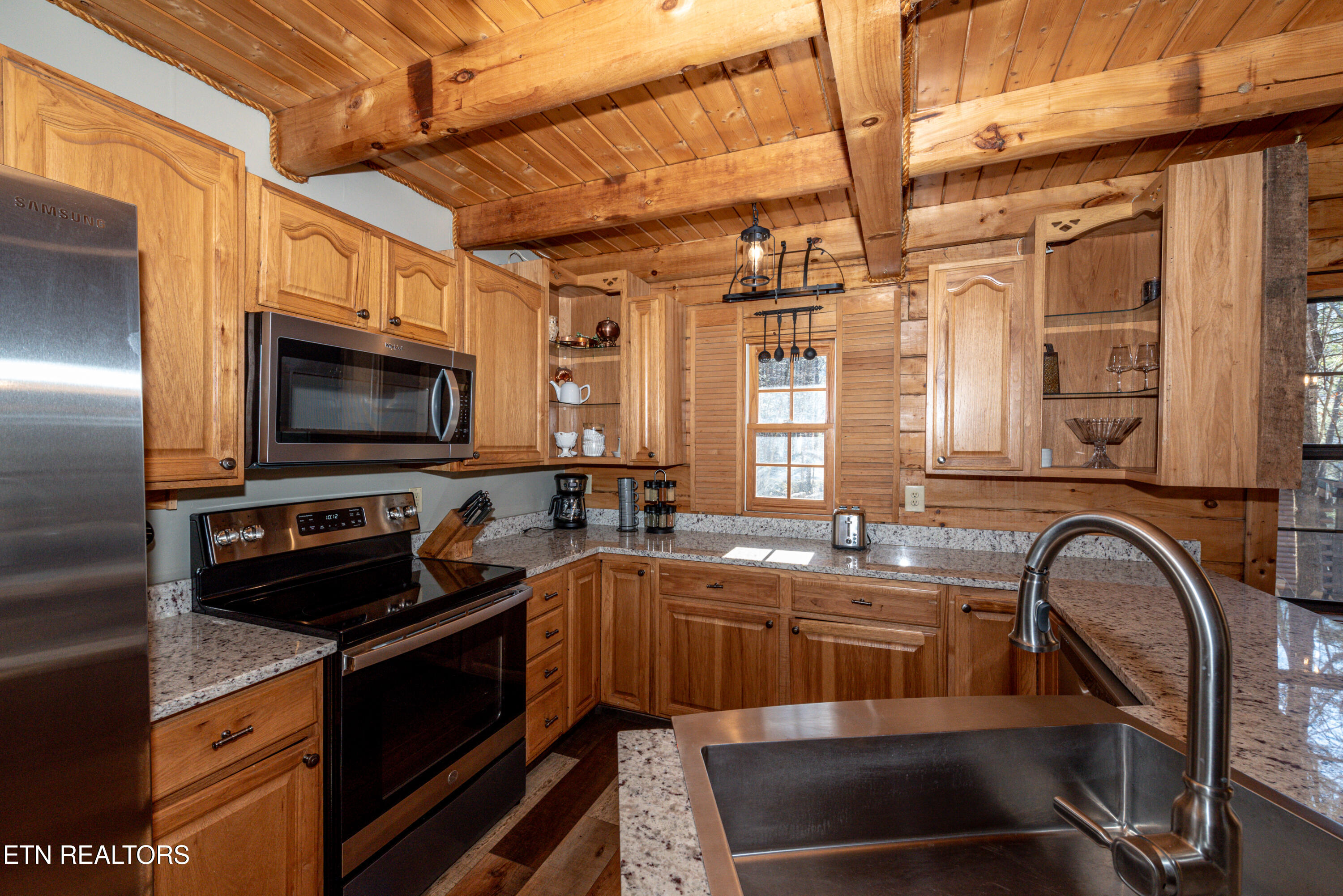 212 & 216 Parkline Way Townsend TN 37882