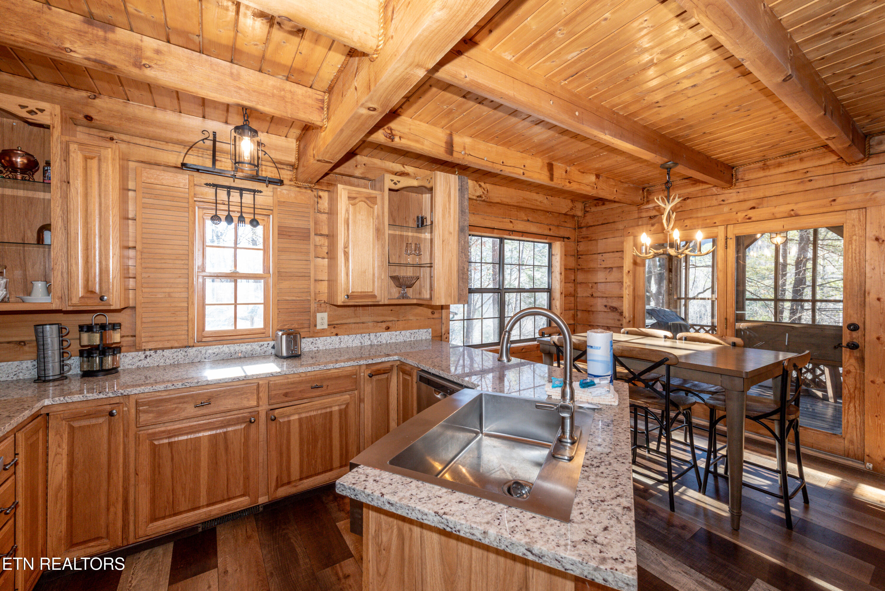 212 & 216 Parkline Way Townsend TN 37882