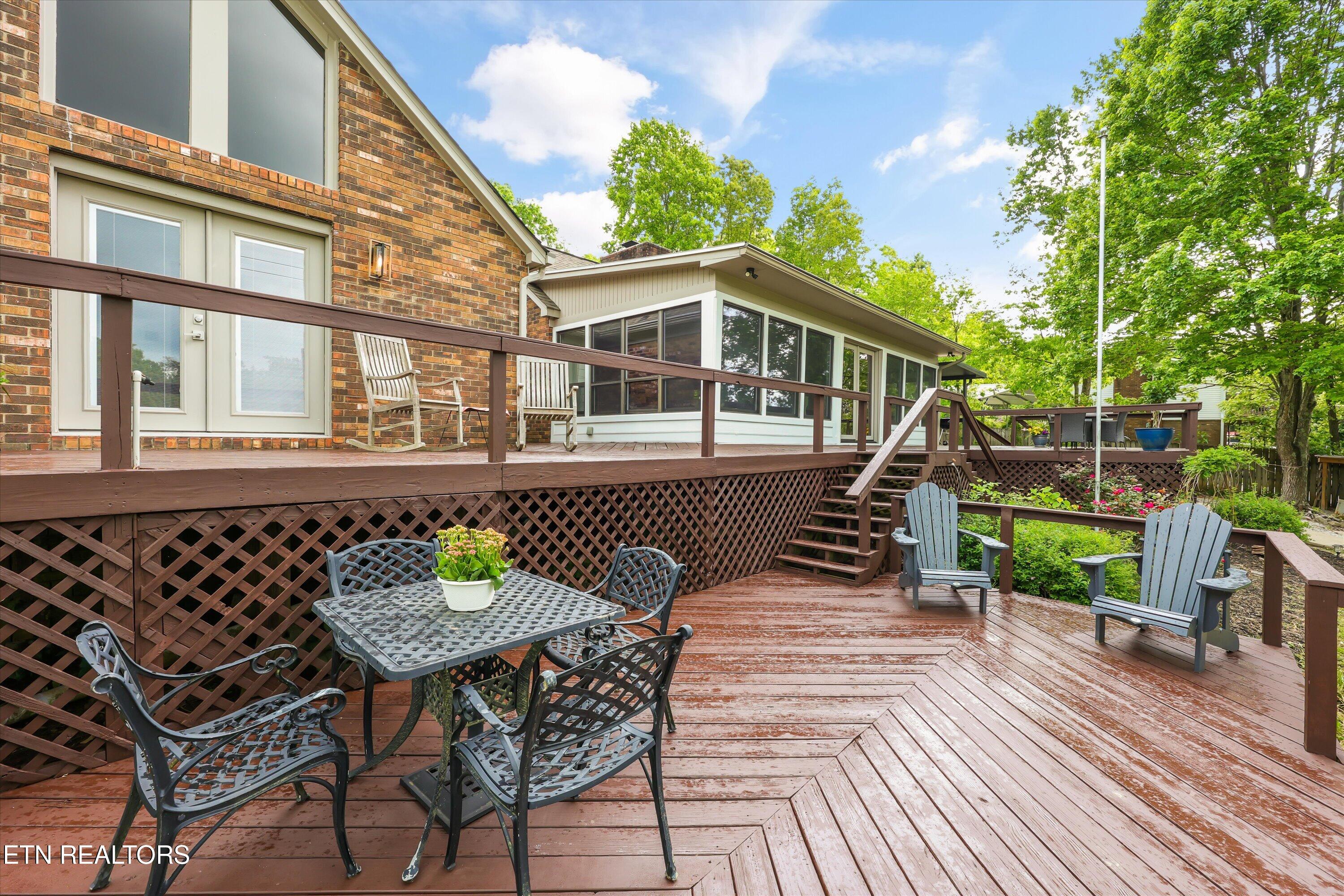 3425 N Cove Drive Louisville TN 37777