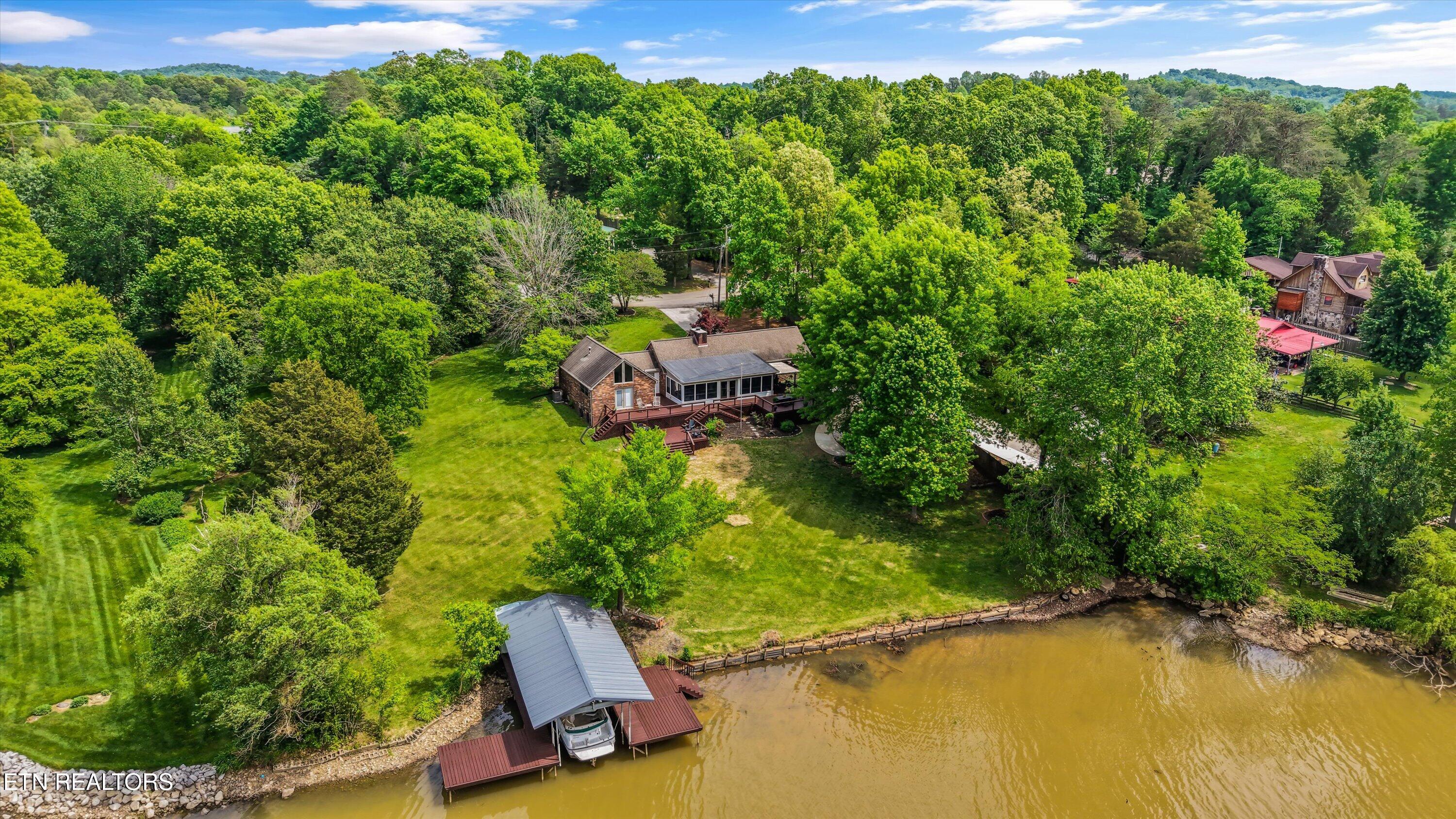 3425 N Cove Drive Louisville TN 37777