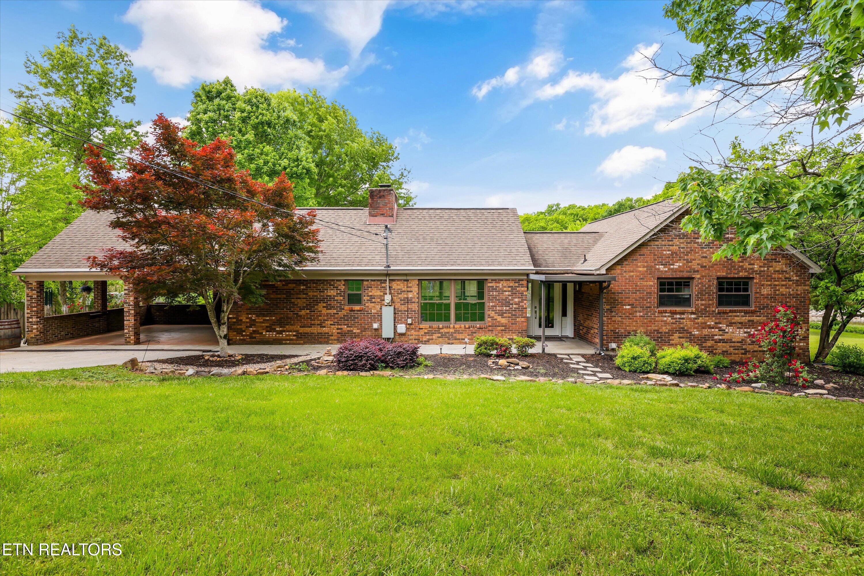 3425 N Cove Drive Louisville TN 37777