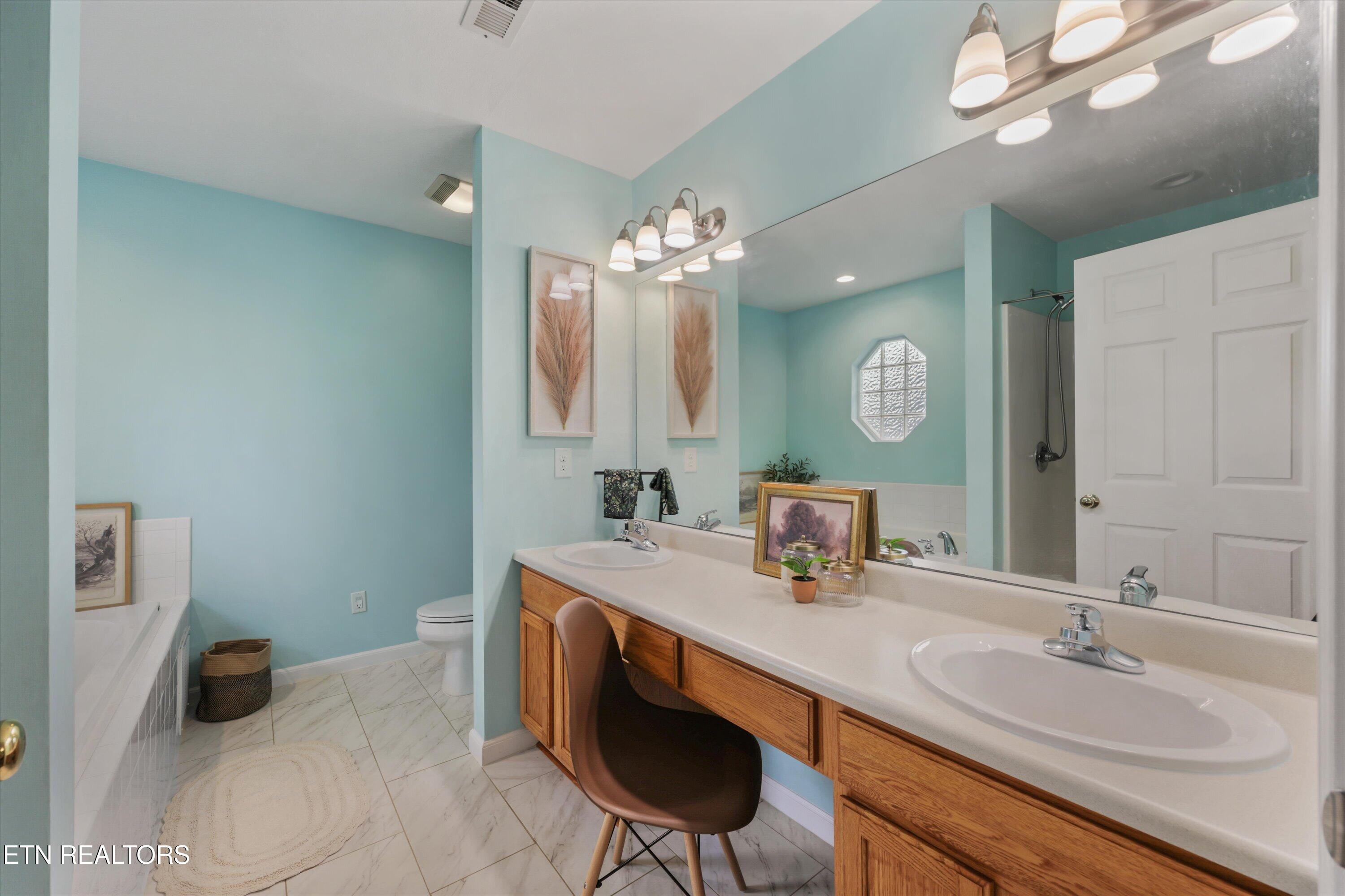 2947 Country Meadows Lane Maryville TN 37803