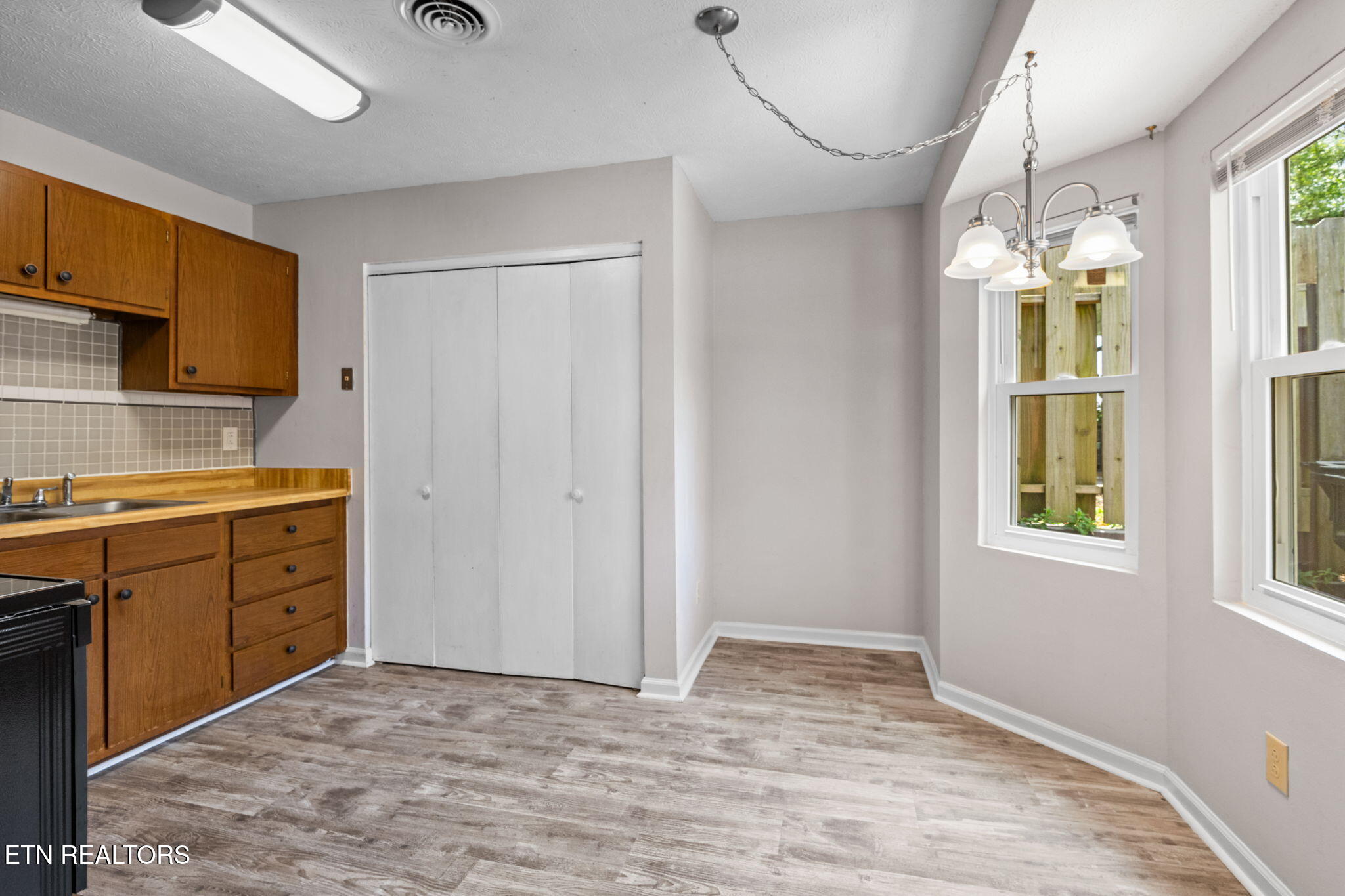 2046 Countryhill Lane Knoxville TN 37923