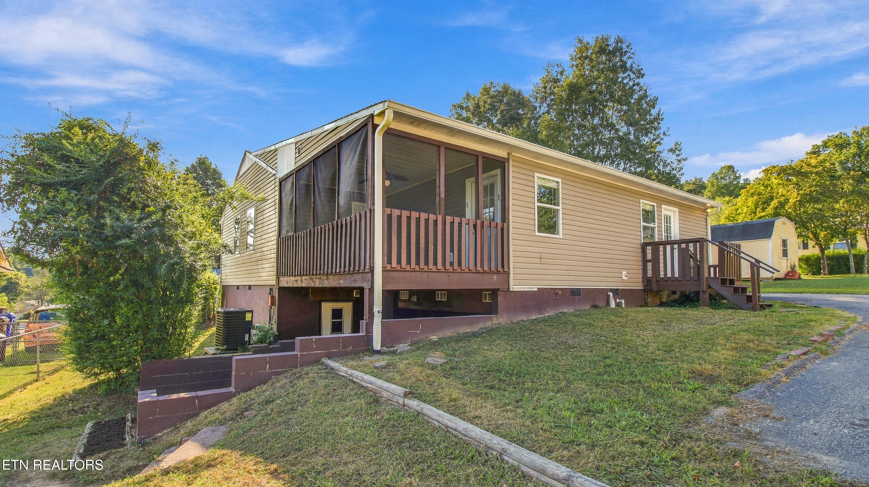 104 Alger Road Oak Ridge TN 37830