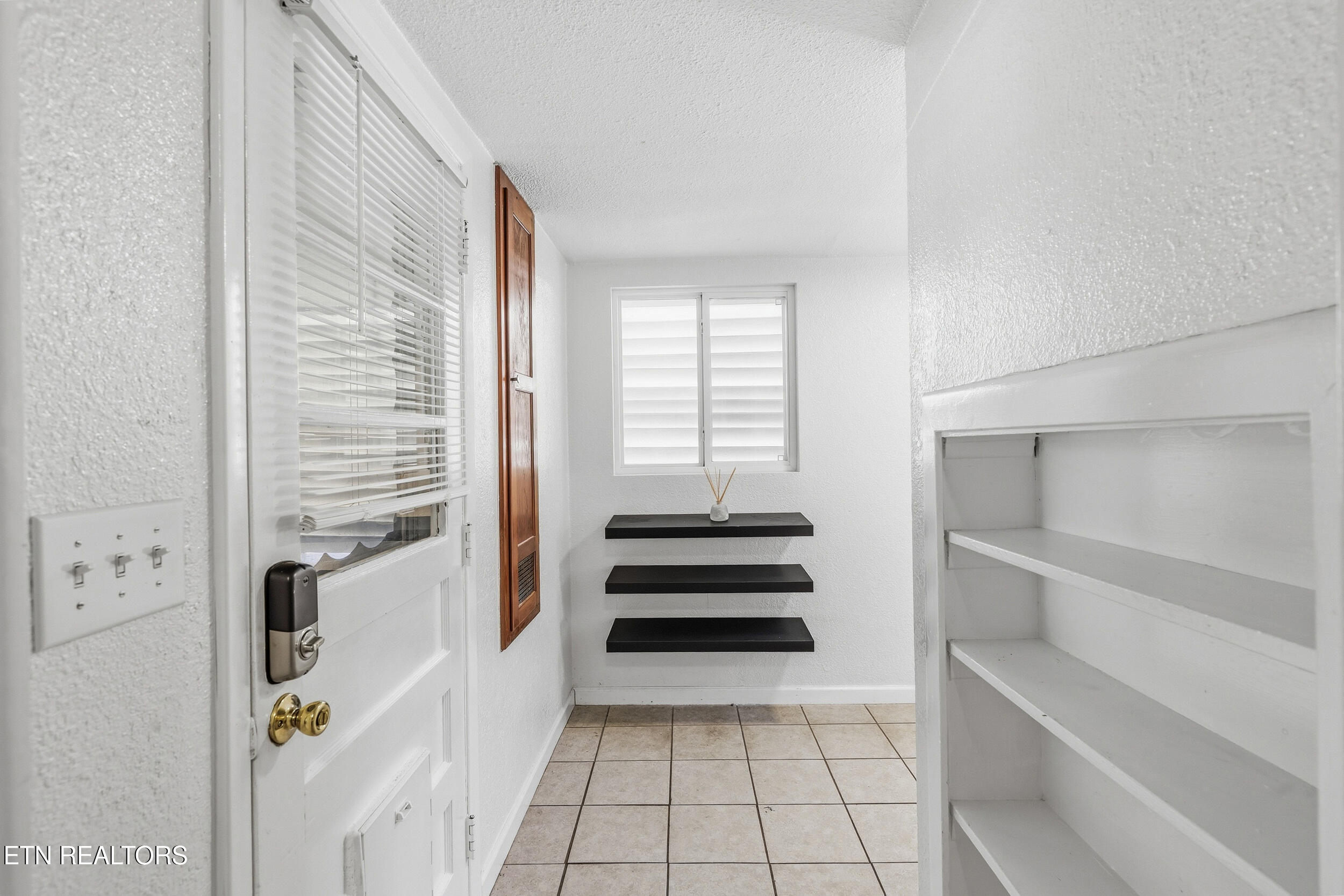 3608 Decatur Drive Knoxville TN 37920