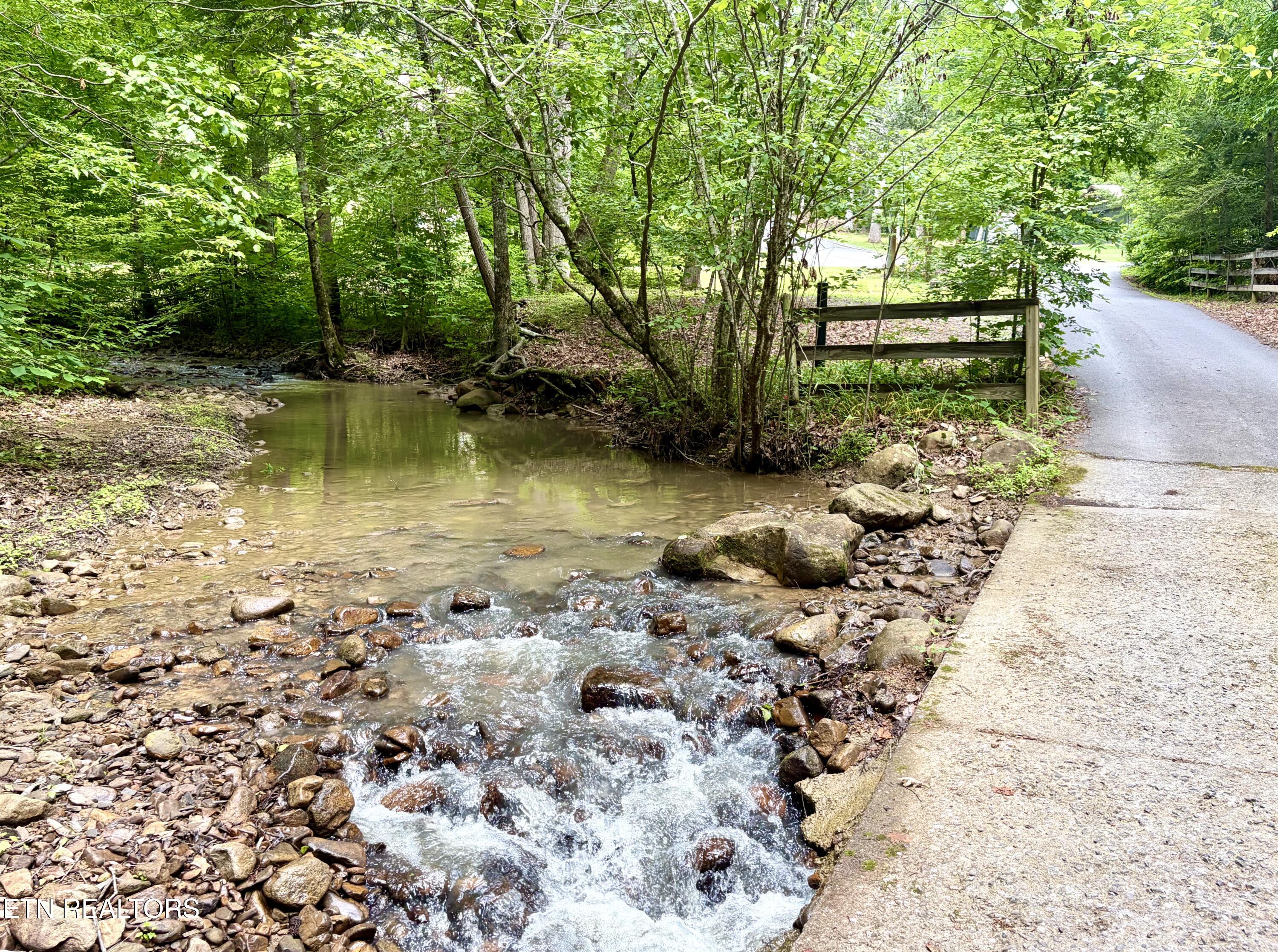 2876 Mcmahan Sawmill Road Sevierville TN 37862