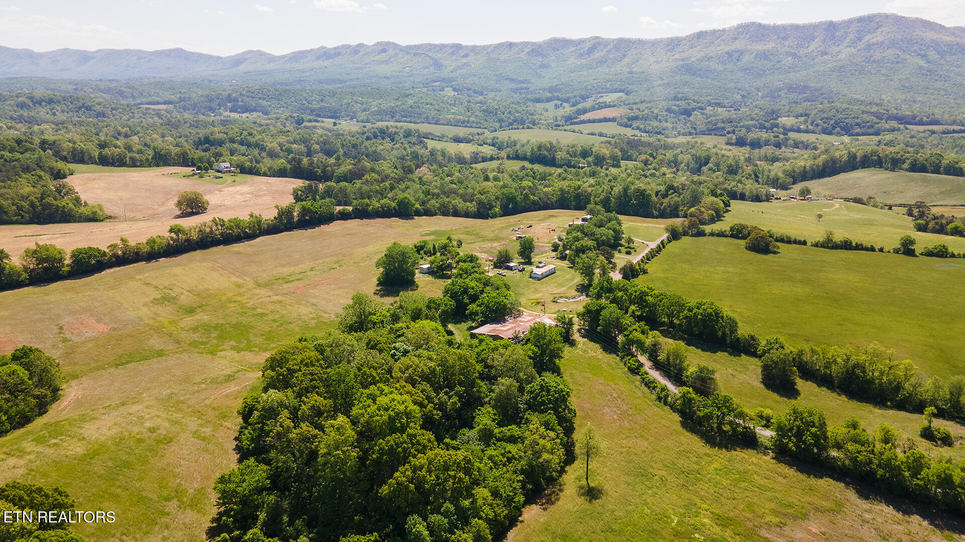 822 Sunlight Road Parrottsville TN 37843