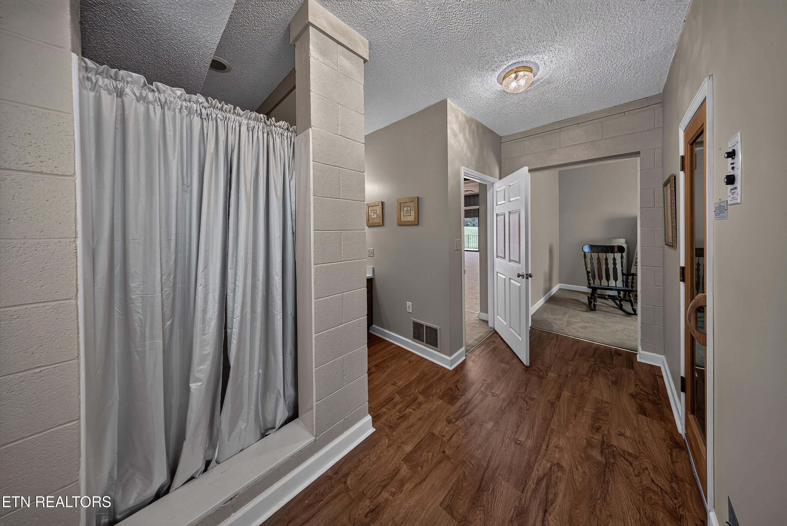 1329 W Hunt Road Maryville TN 37801