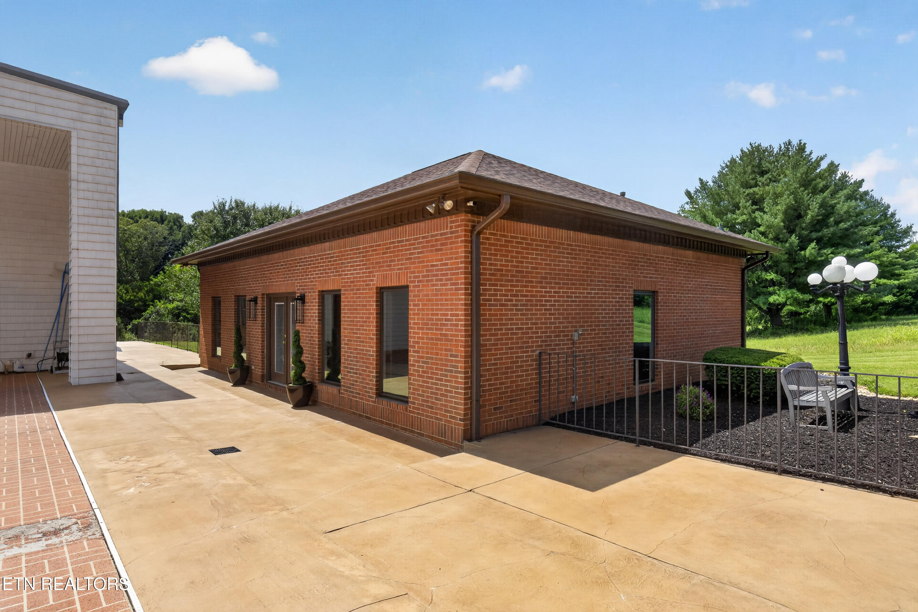 1329 W Hunt Road Maryville TN 37801