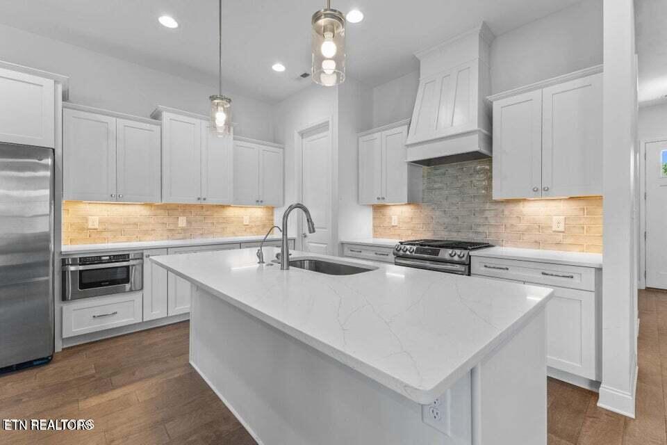 171 Stamford Bridge Way Lenoir City TN 37772