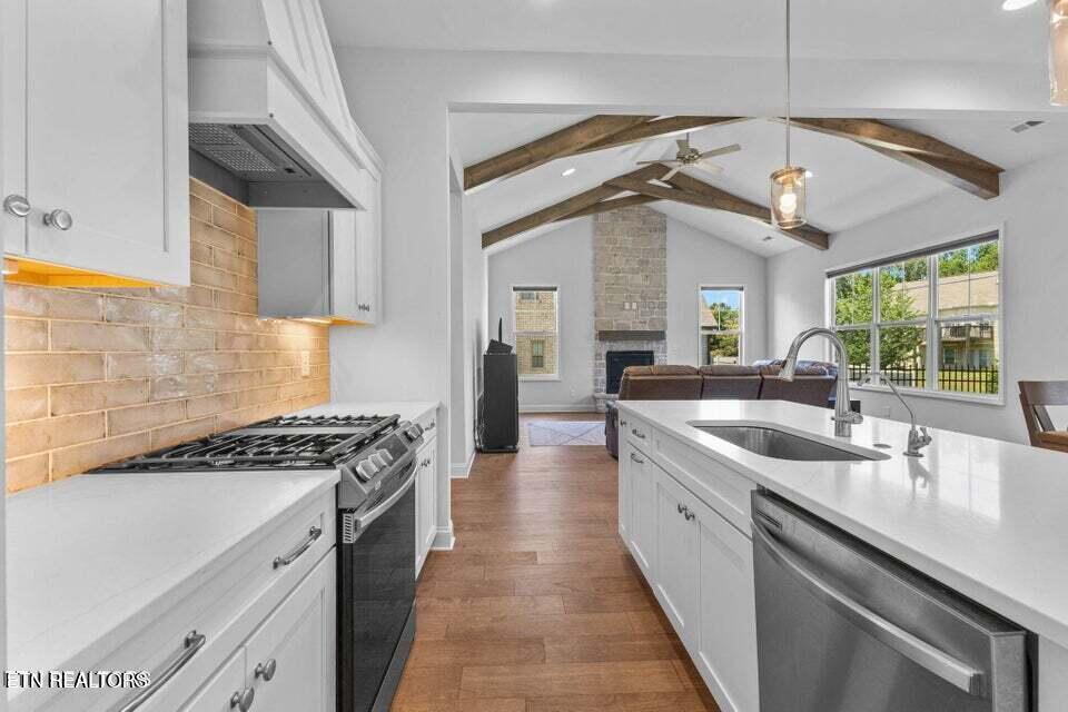171 Stamford Bridge Way Lenoir City TN 37772