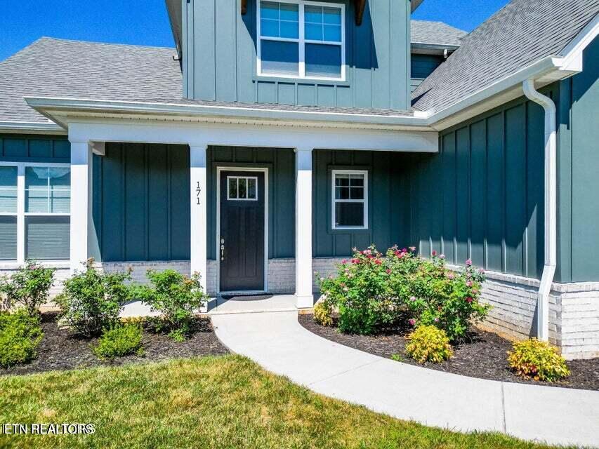 171 Stamford Bridge Way Lenoir City TN 37772