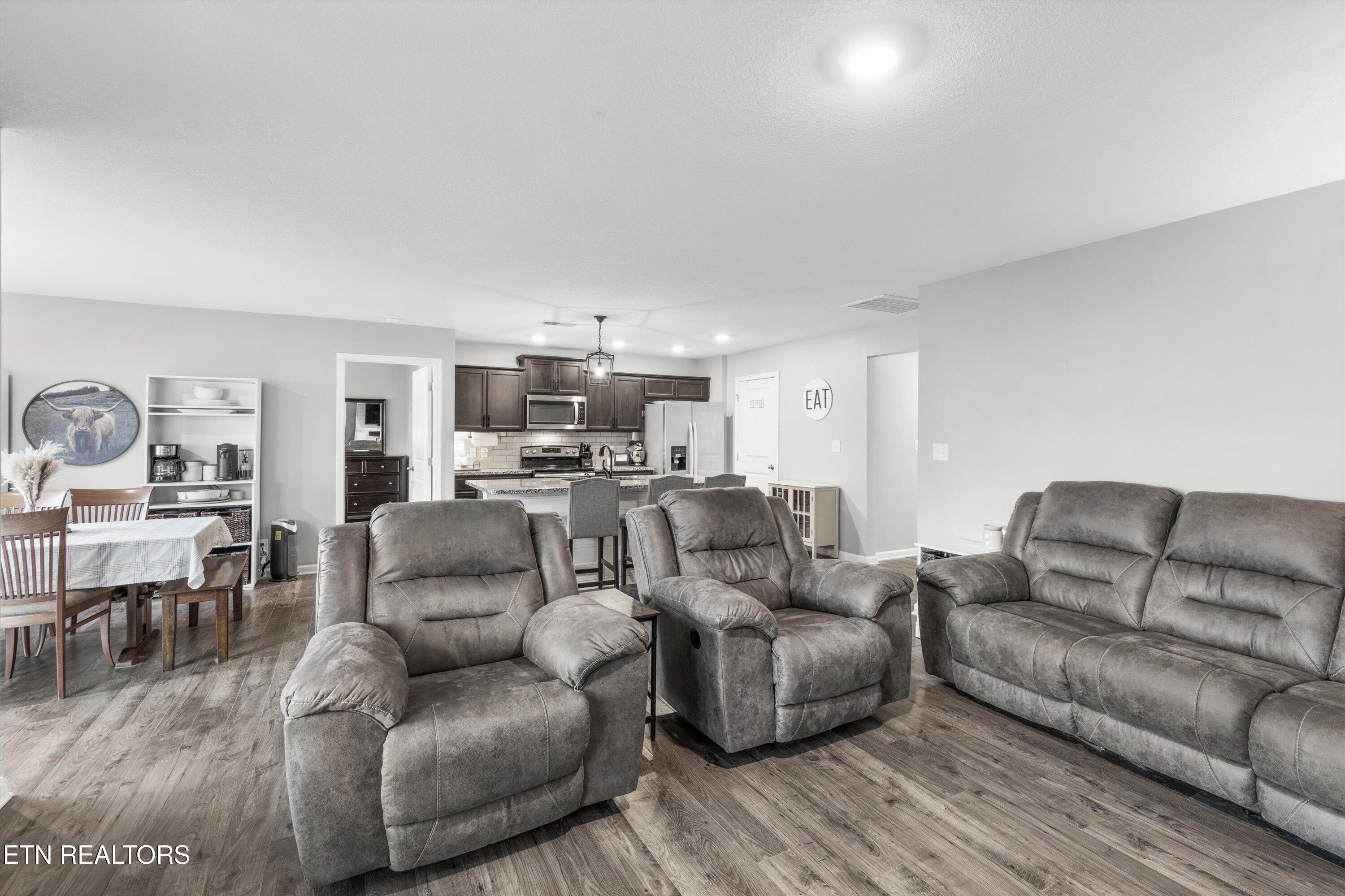 9550 Joy Denise Lane Heiskell TN 37754