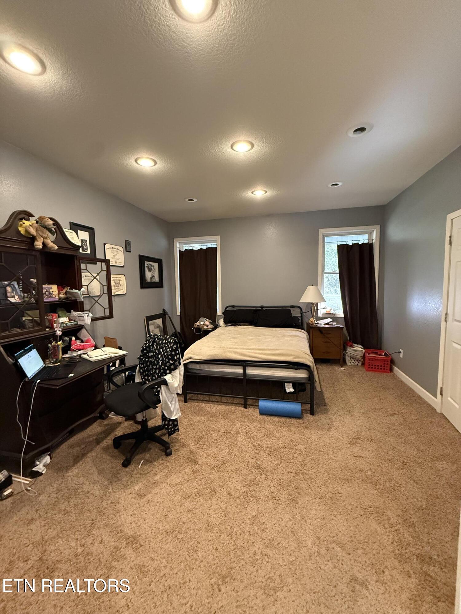 181 Holt Lane New Tazewell TN 37825