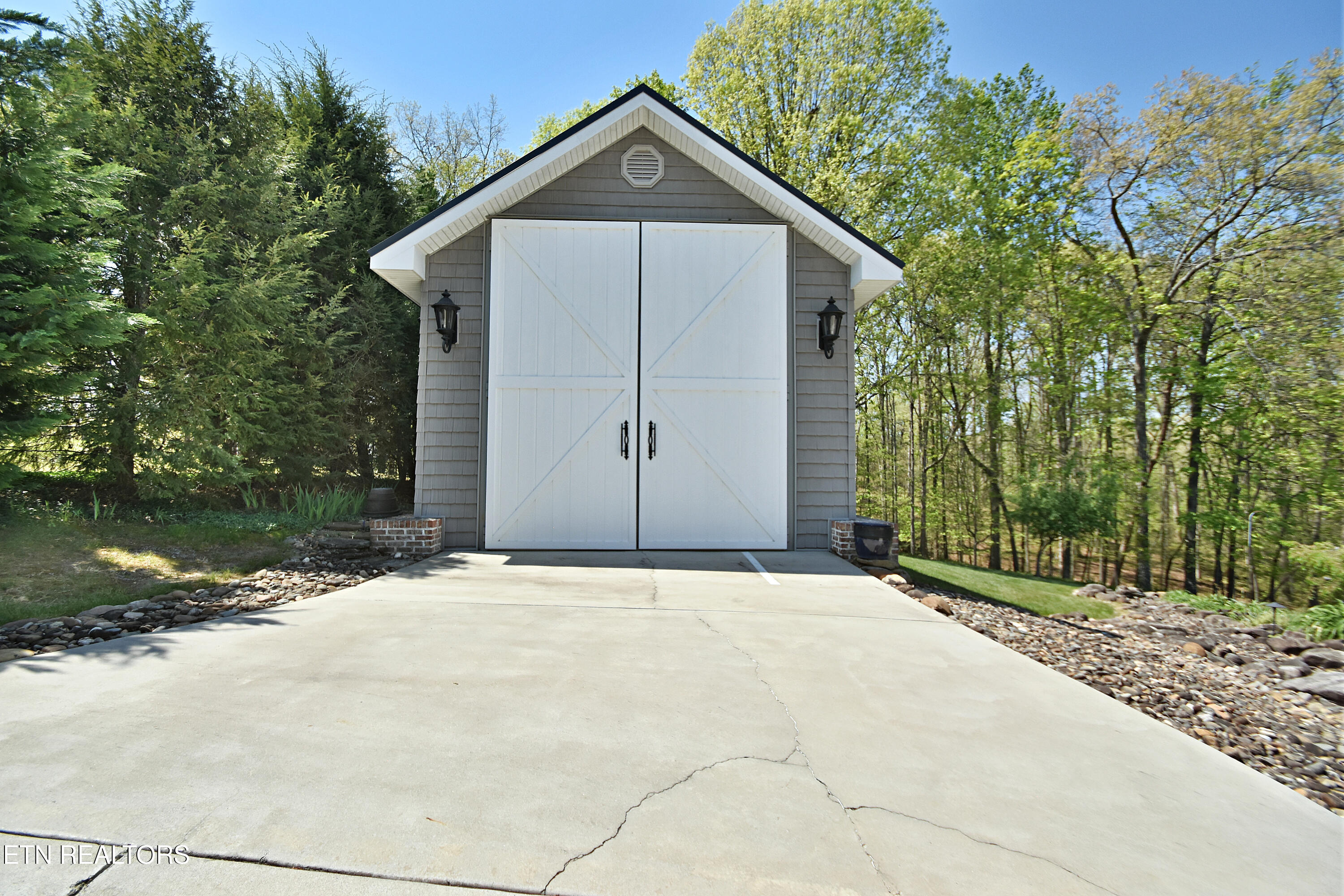 835 Poplar Springs Road Loudon TN 37774