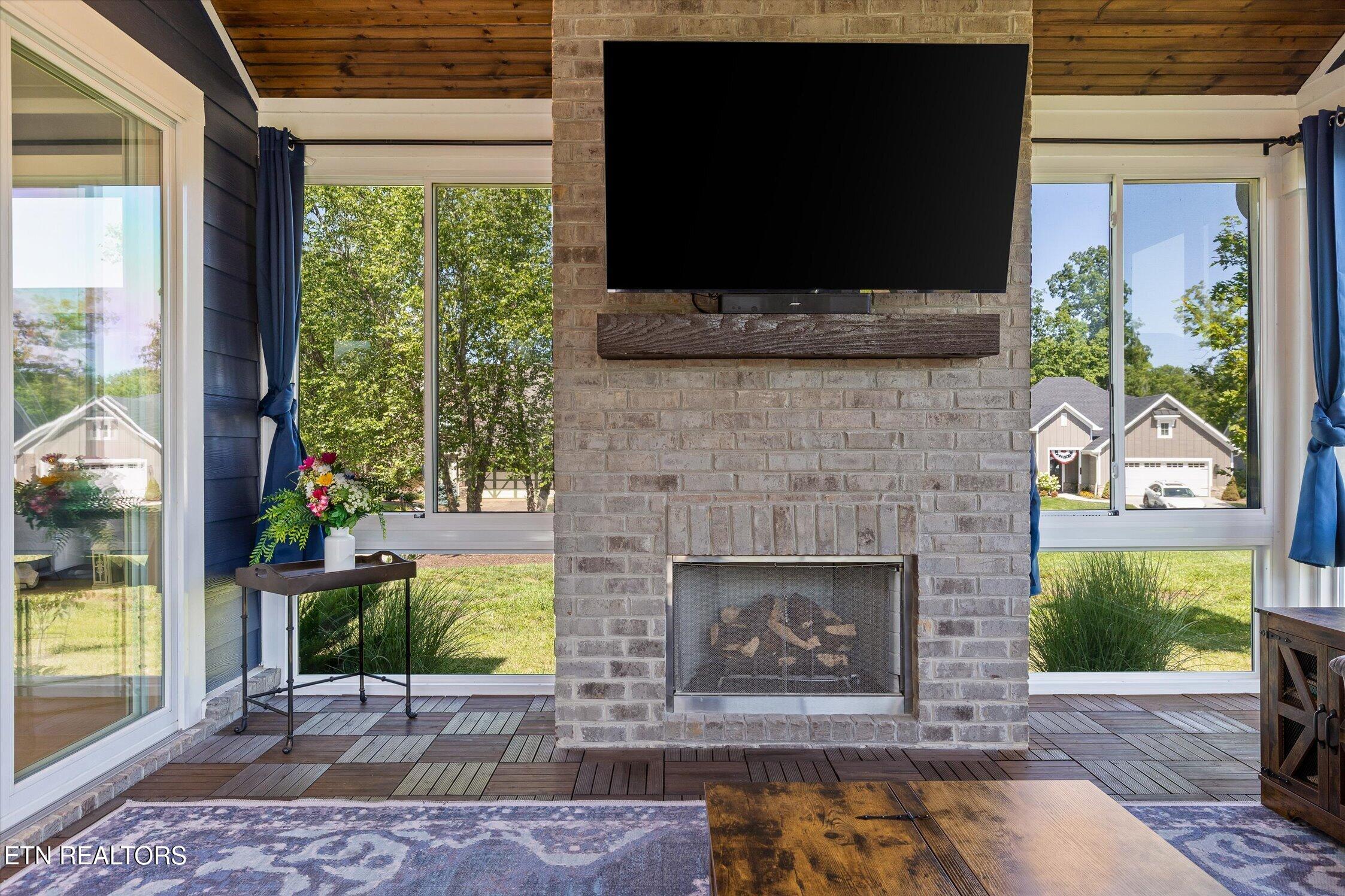 318 Buckhorn Way Loudon TN 37774